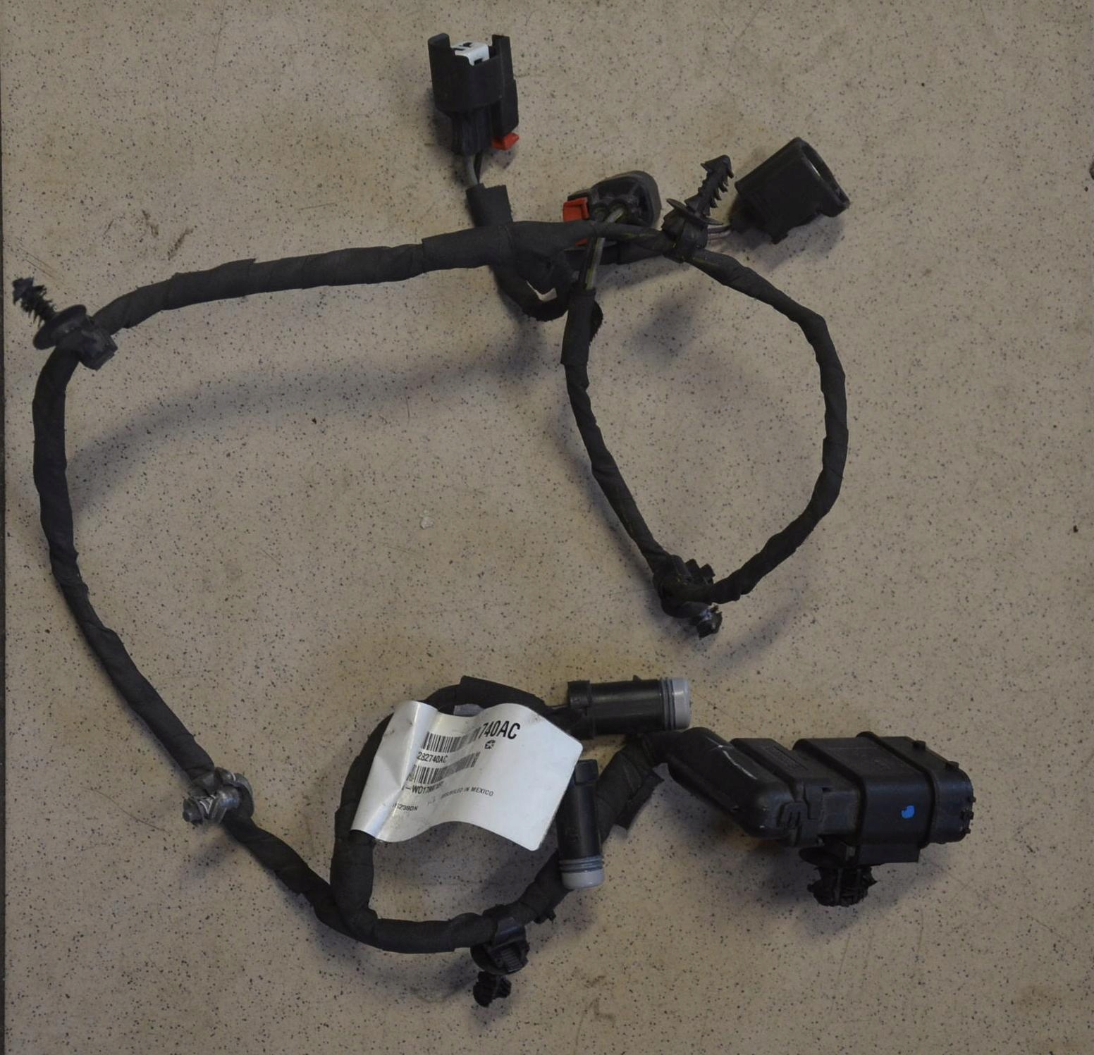 68282740AD - ДЖГУТ ПРОВОДІВ ДАТЧИКА КАПОТА ДАТЧИК WRANGLER GLADIATOR