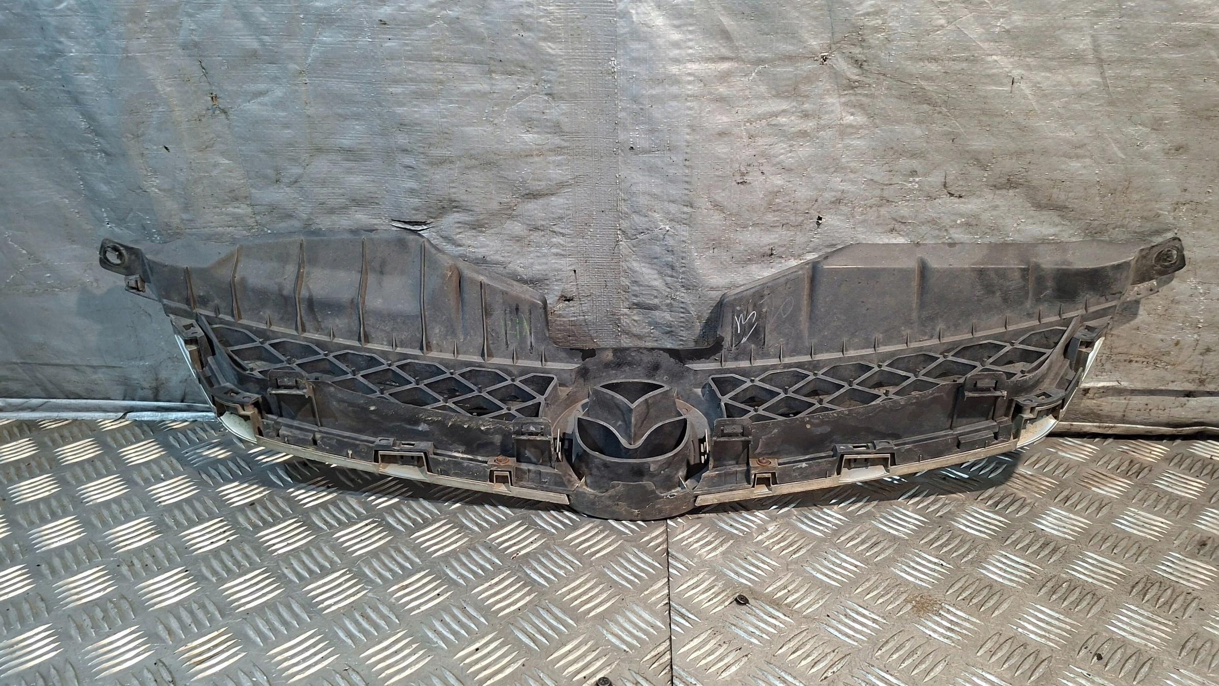 Grill Grill MAZDA 5