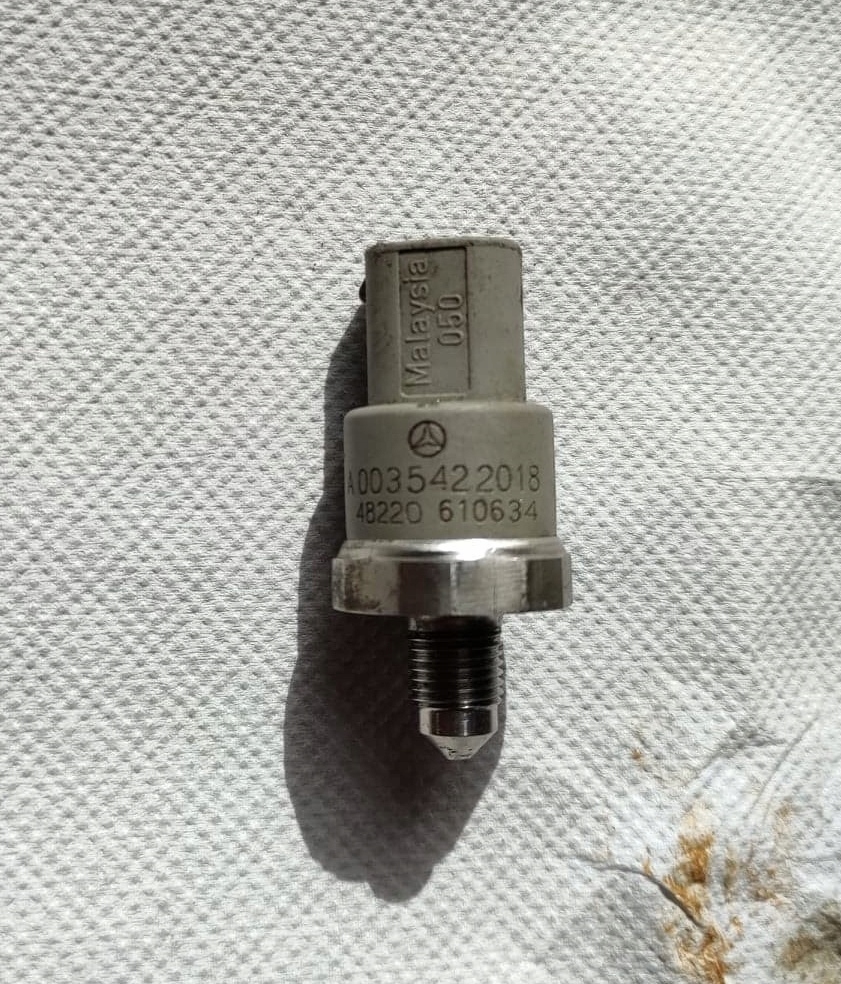 Датчик давления ABC Mercedes W215 w220 SL