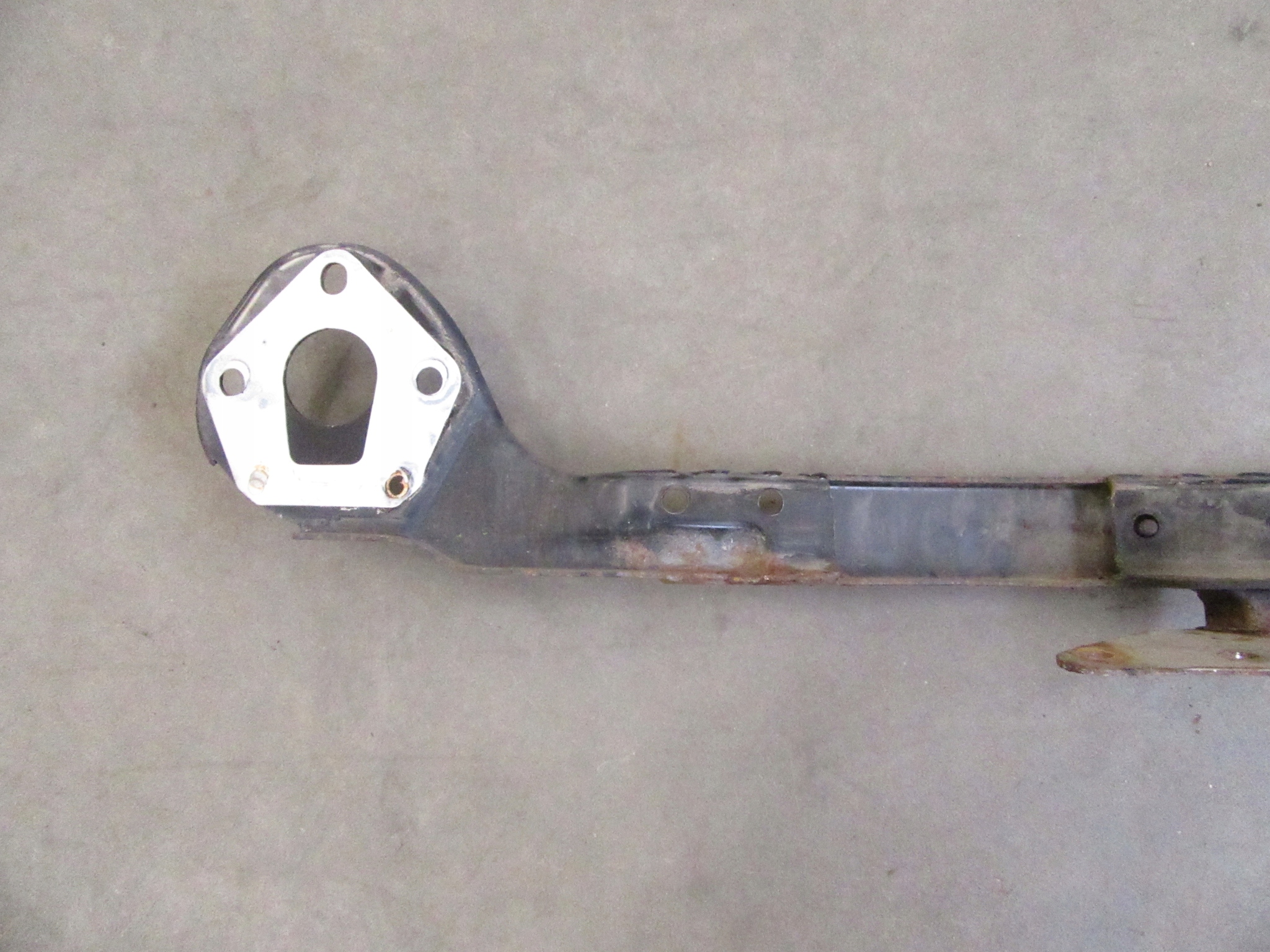 bumper support rear part pillar ucha holowniczego BMW E53 X5