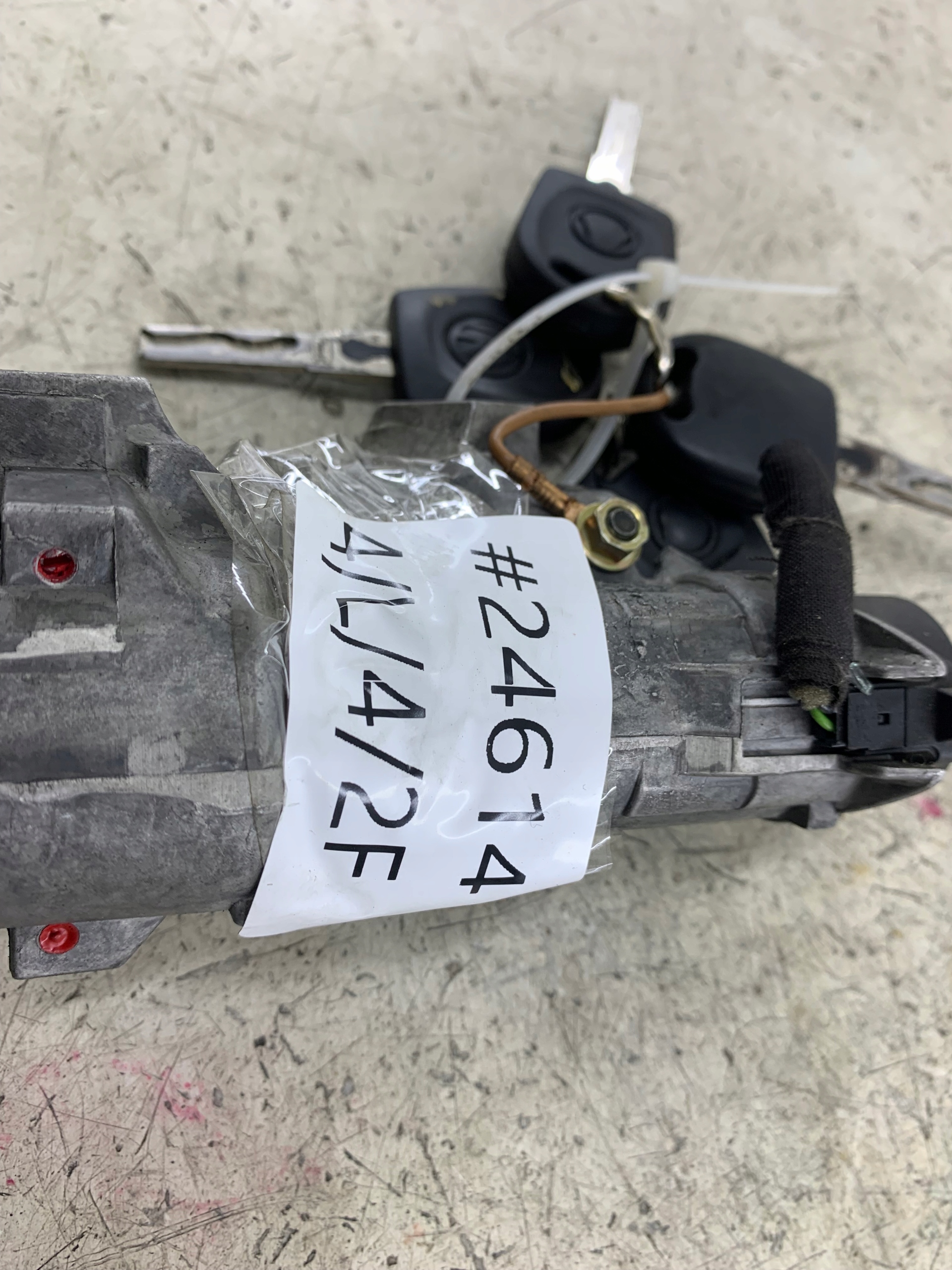 VW PASSAT B5 GOLF IV ignition + key 4 SZTUKI 4B0905851C