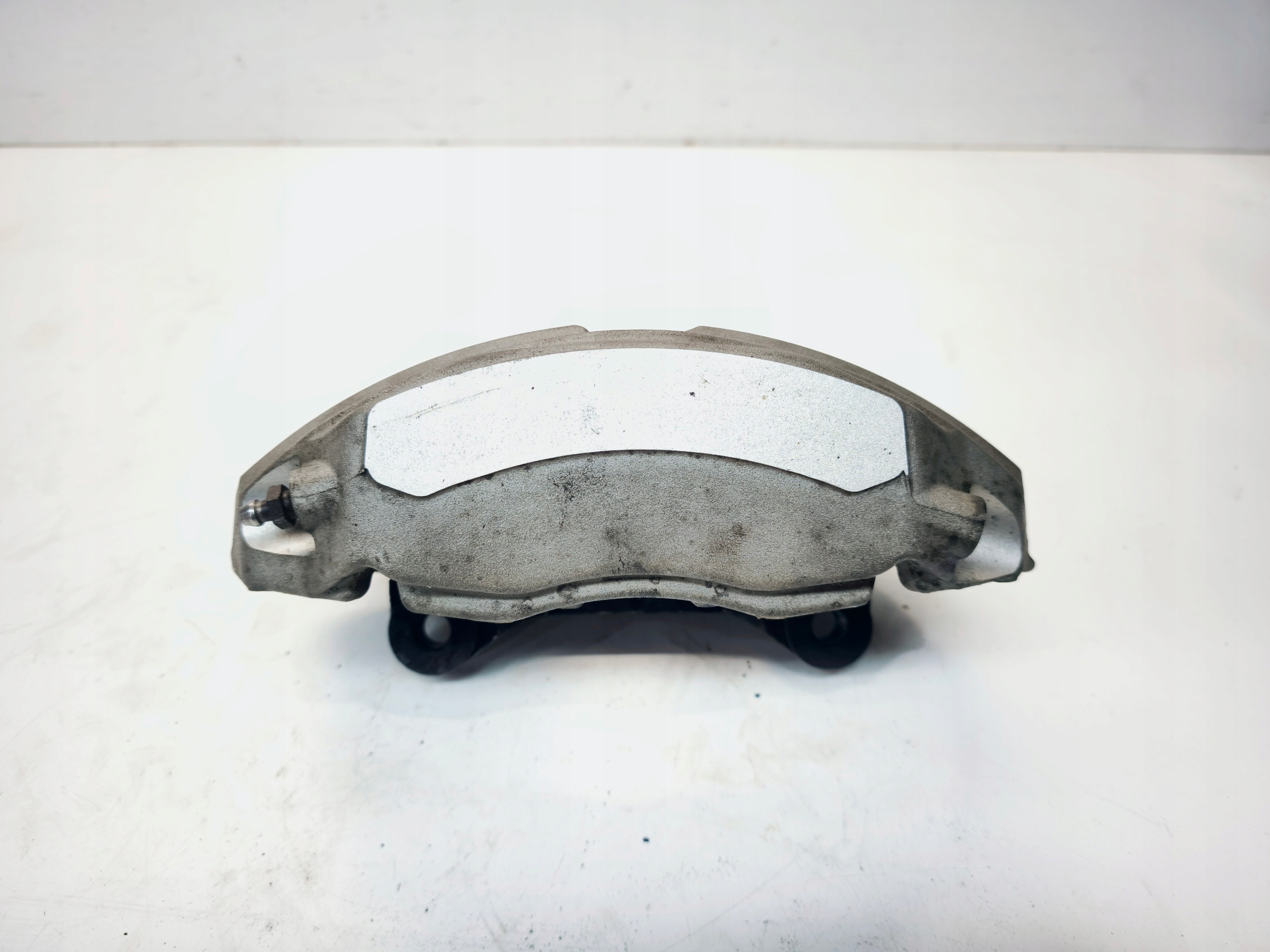 caliper brake left front AUDI A4 B9 A5 8W 8W05DD 973