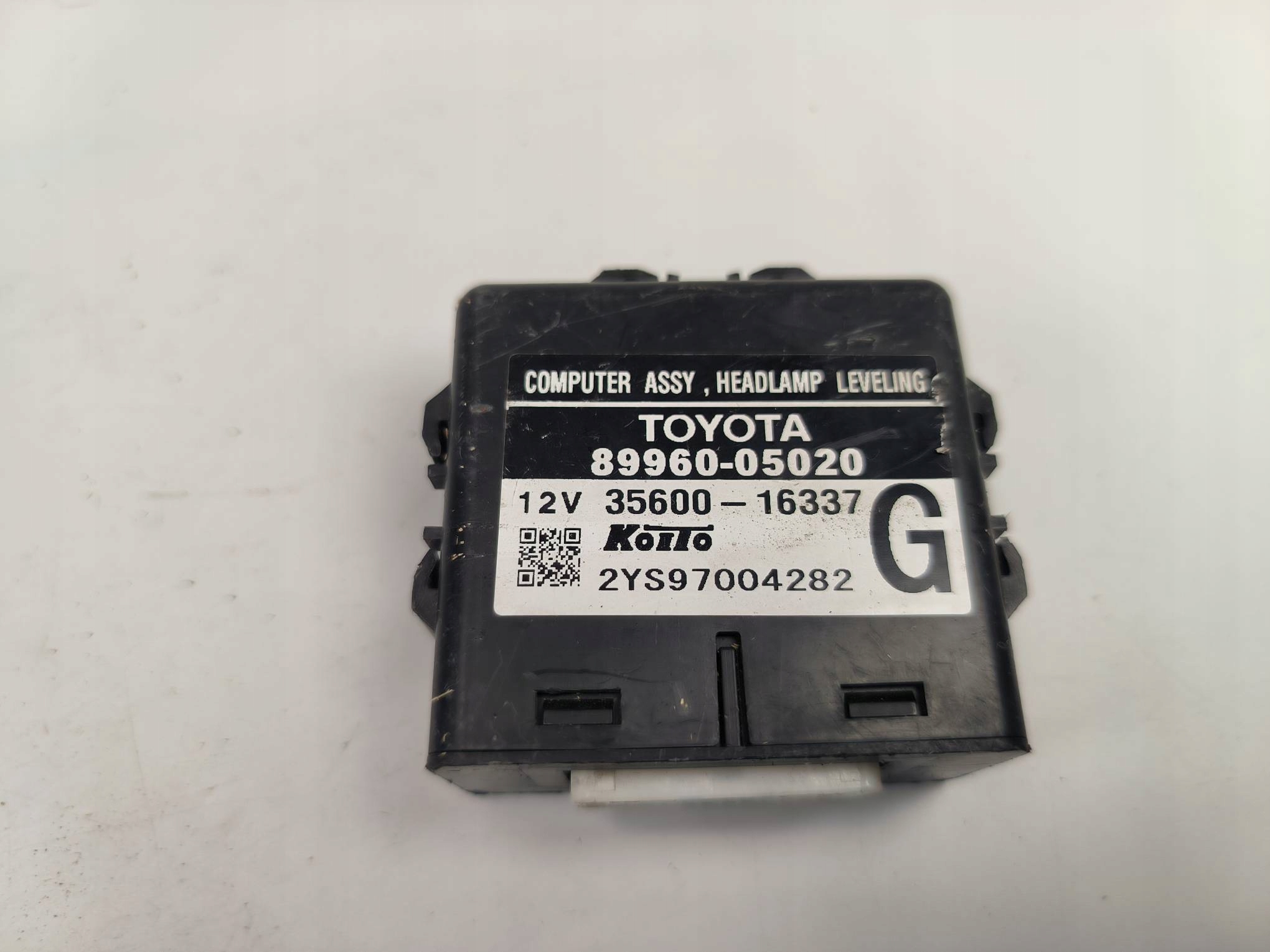 modulo luci 89960-05020 TOYOTA AVENSIS II