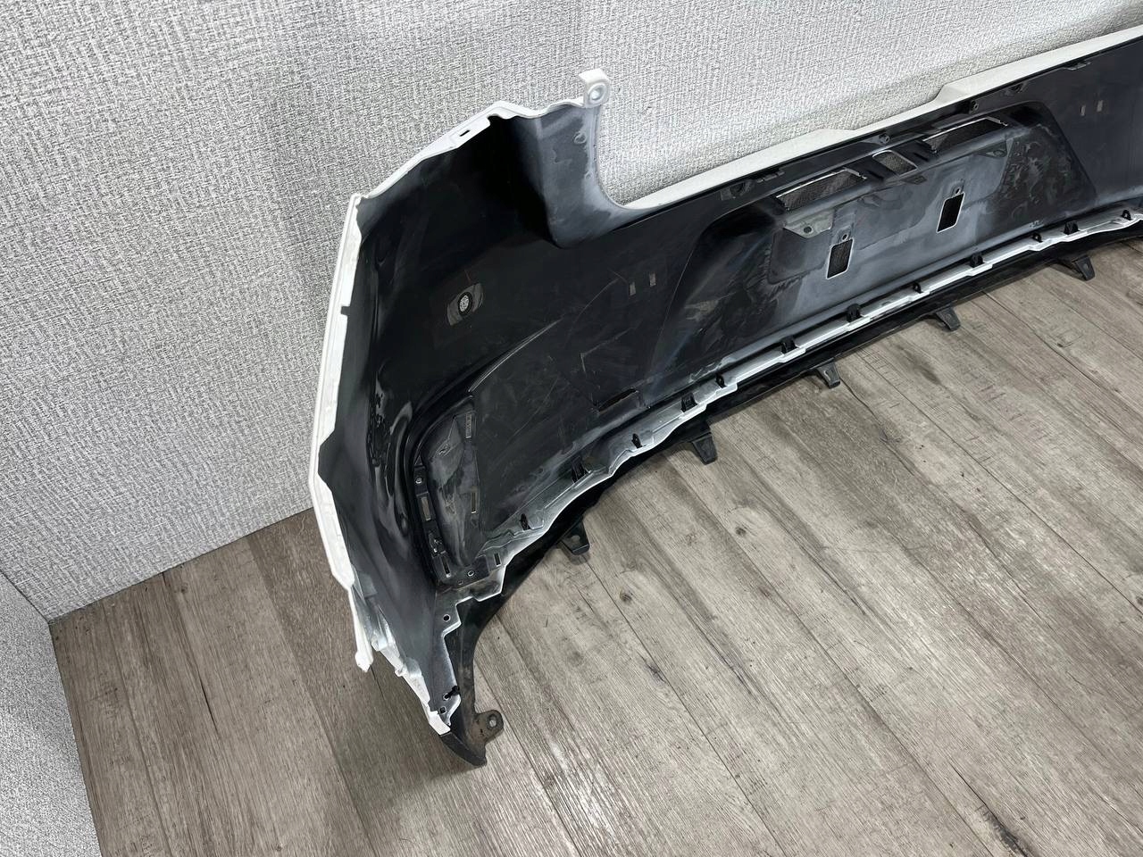 LEXUS LBX 2023 -> bumper rear part 52159-52D40