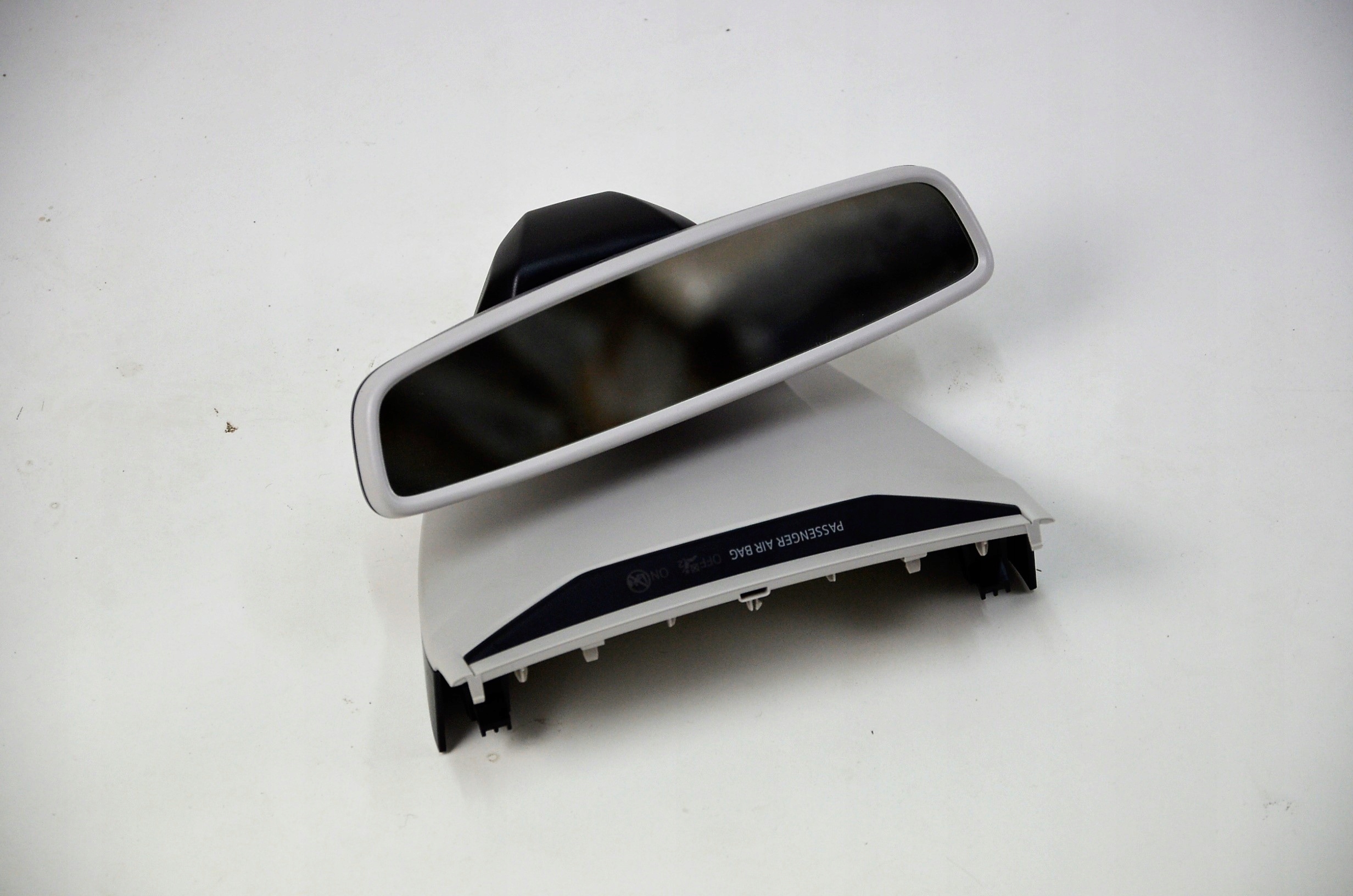 VW T-ROC ВНУТРІШНЄ ДЗЕРКАЛО 3G0857511AT