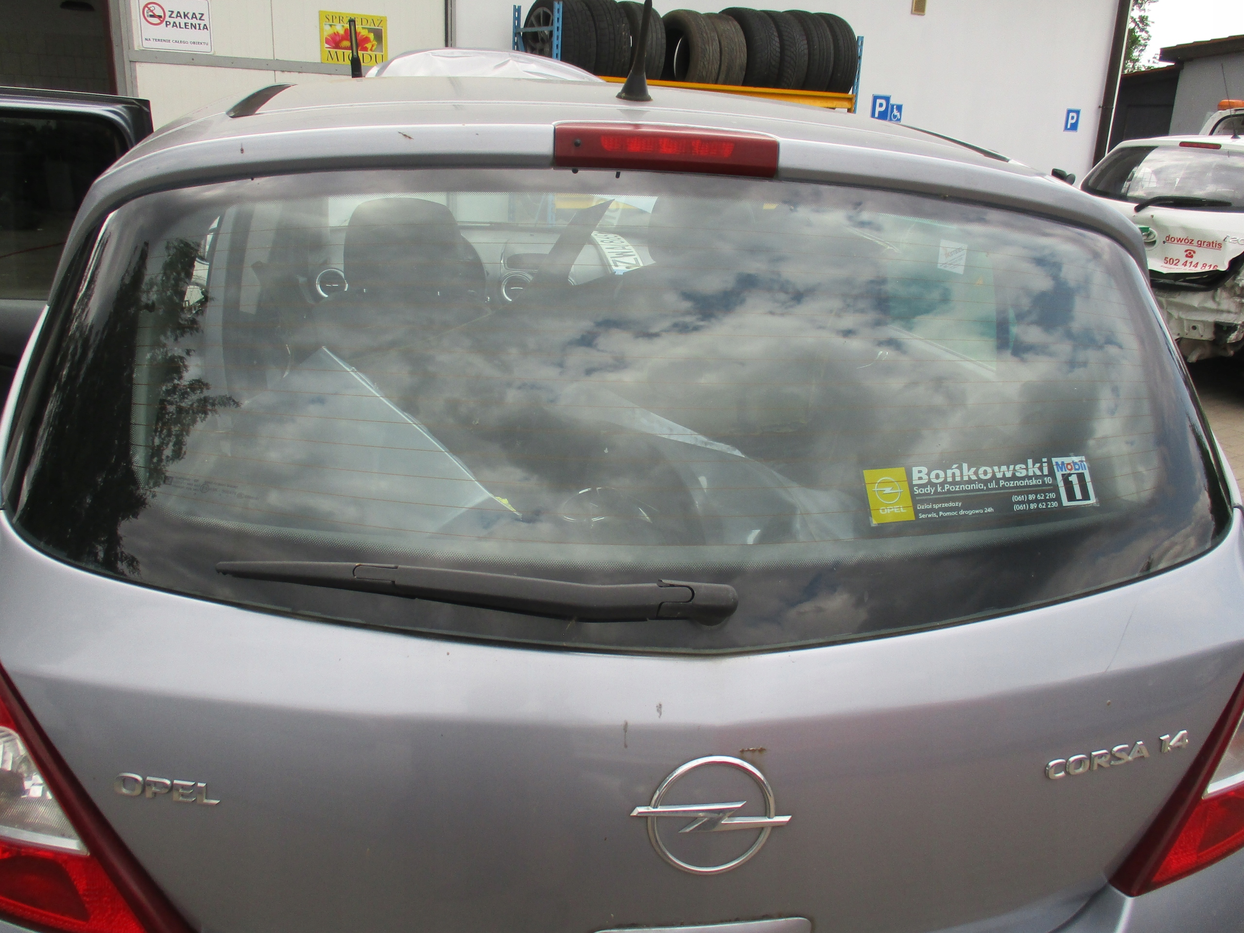 SZYBA KLAPY TYŁ CORSA D 5D