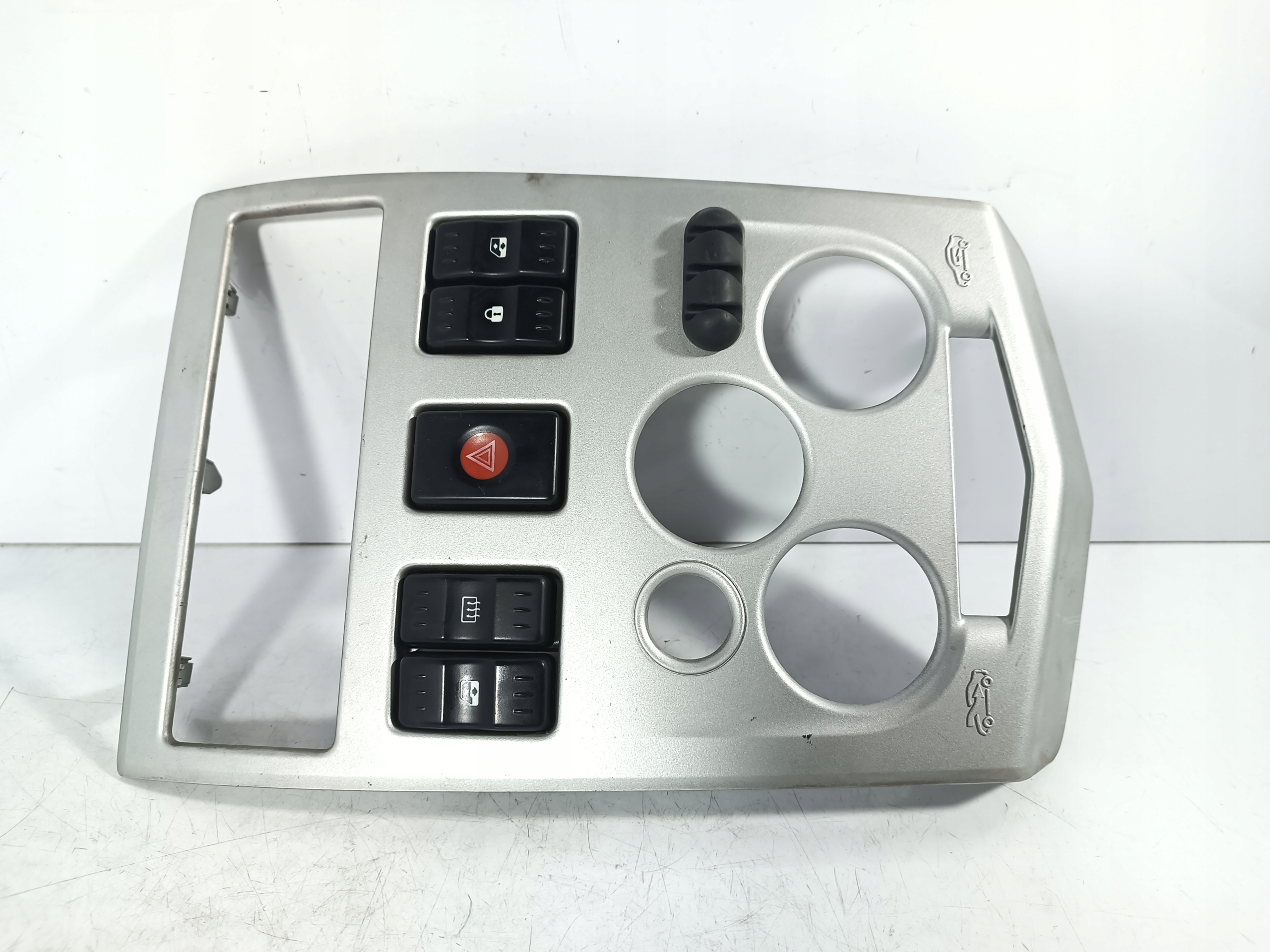 Dacia Logan 1 and frame RADIA control panel windows OE 8200382717