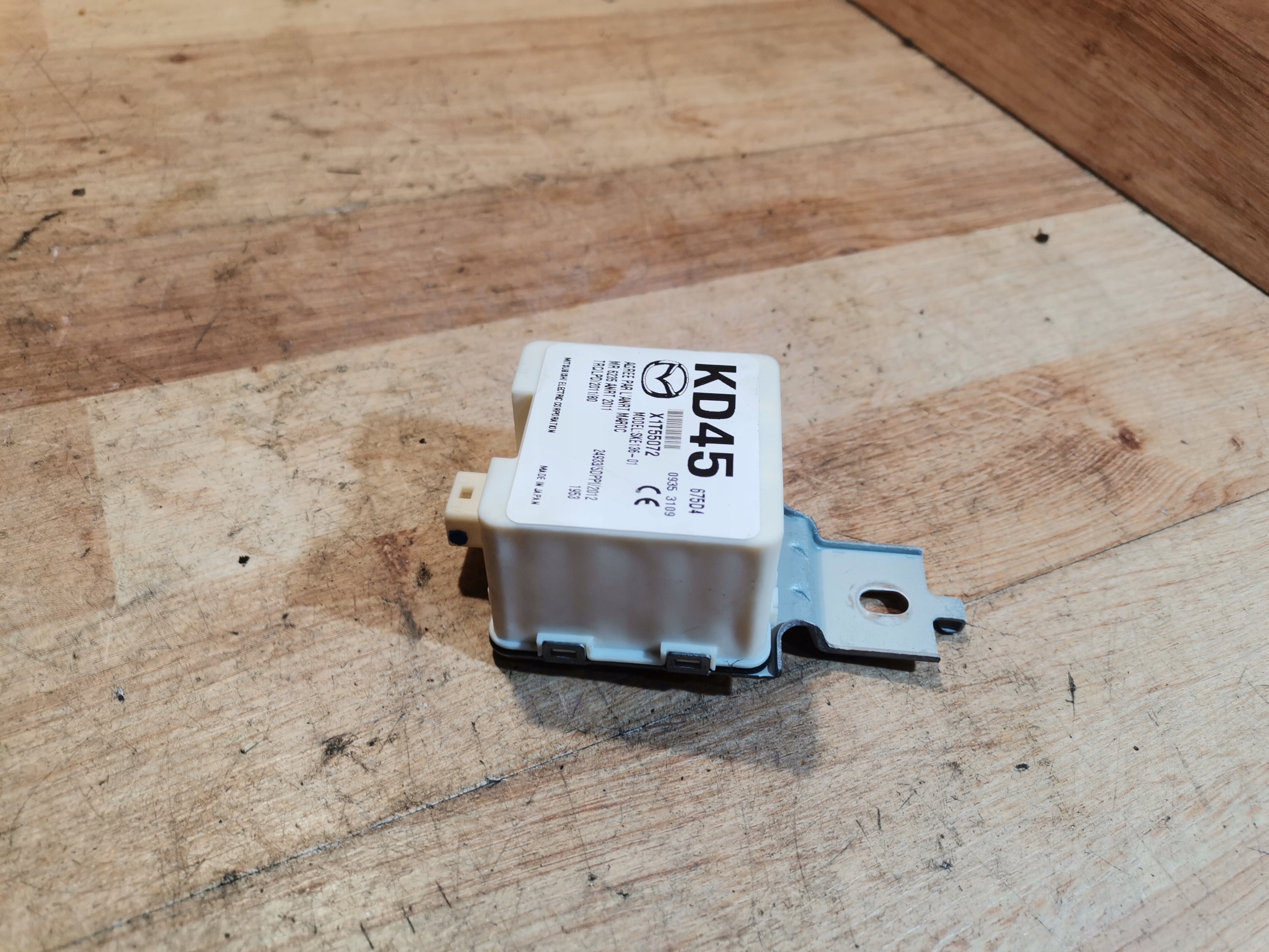 module control unit ANTENY MAZDA 6 GJ CX5 KD45675D4