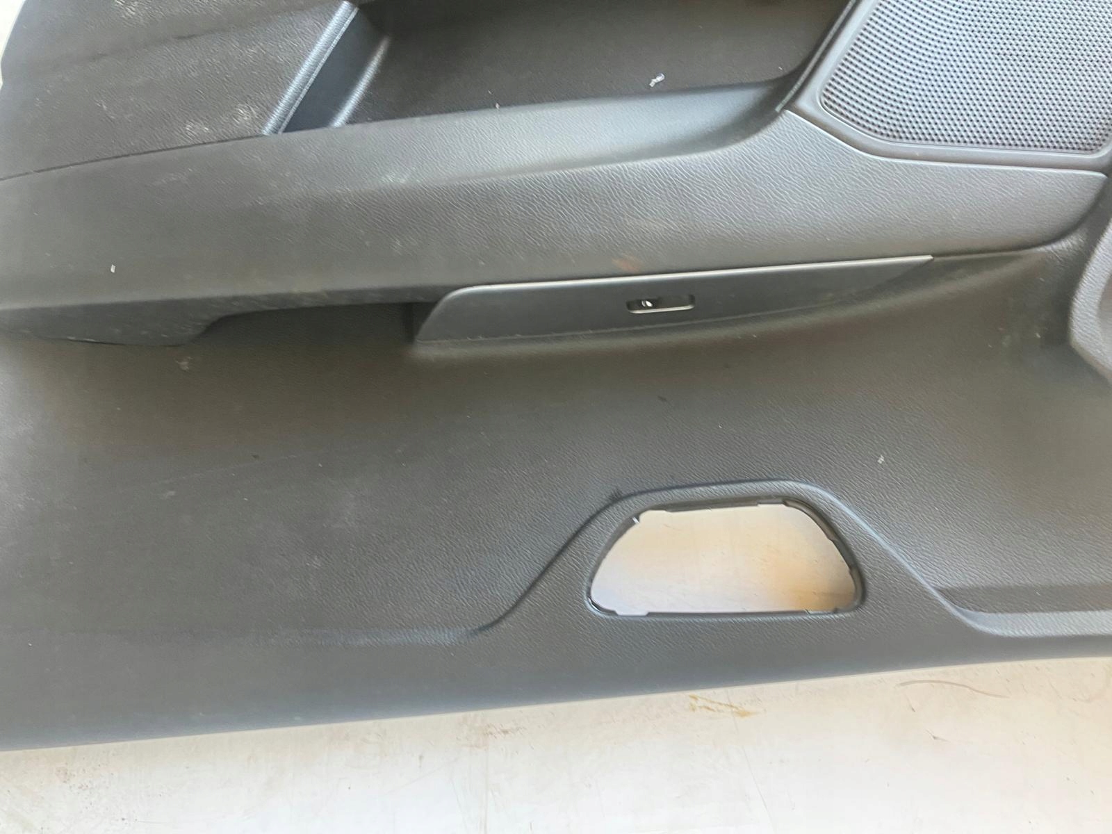 side door right front KIA STONIC
