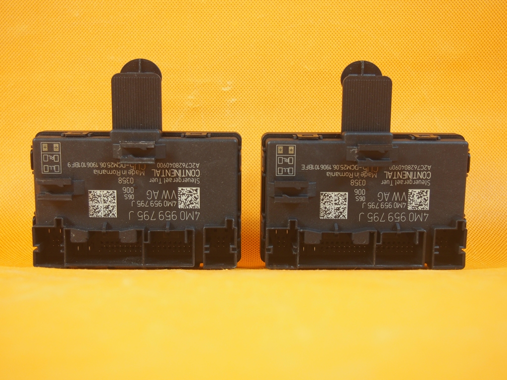 Audi E-Tron 4ke блок управления задней дверью l P 4M0959795J