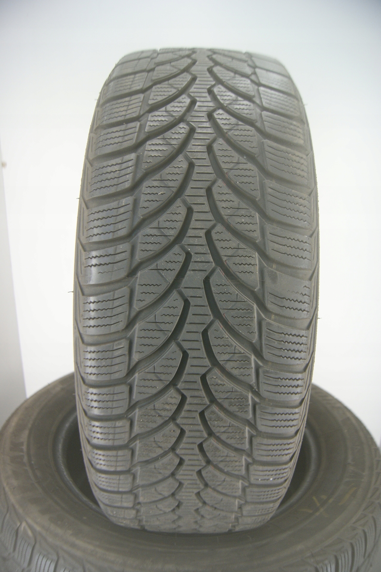 4x 205/60R16 opony zimowe Bridgestone Blizzak LM-32 2019r (68018) Sezon zimowe