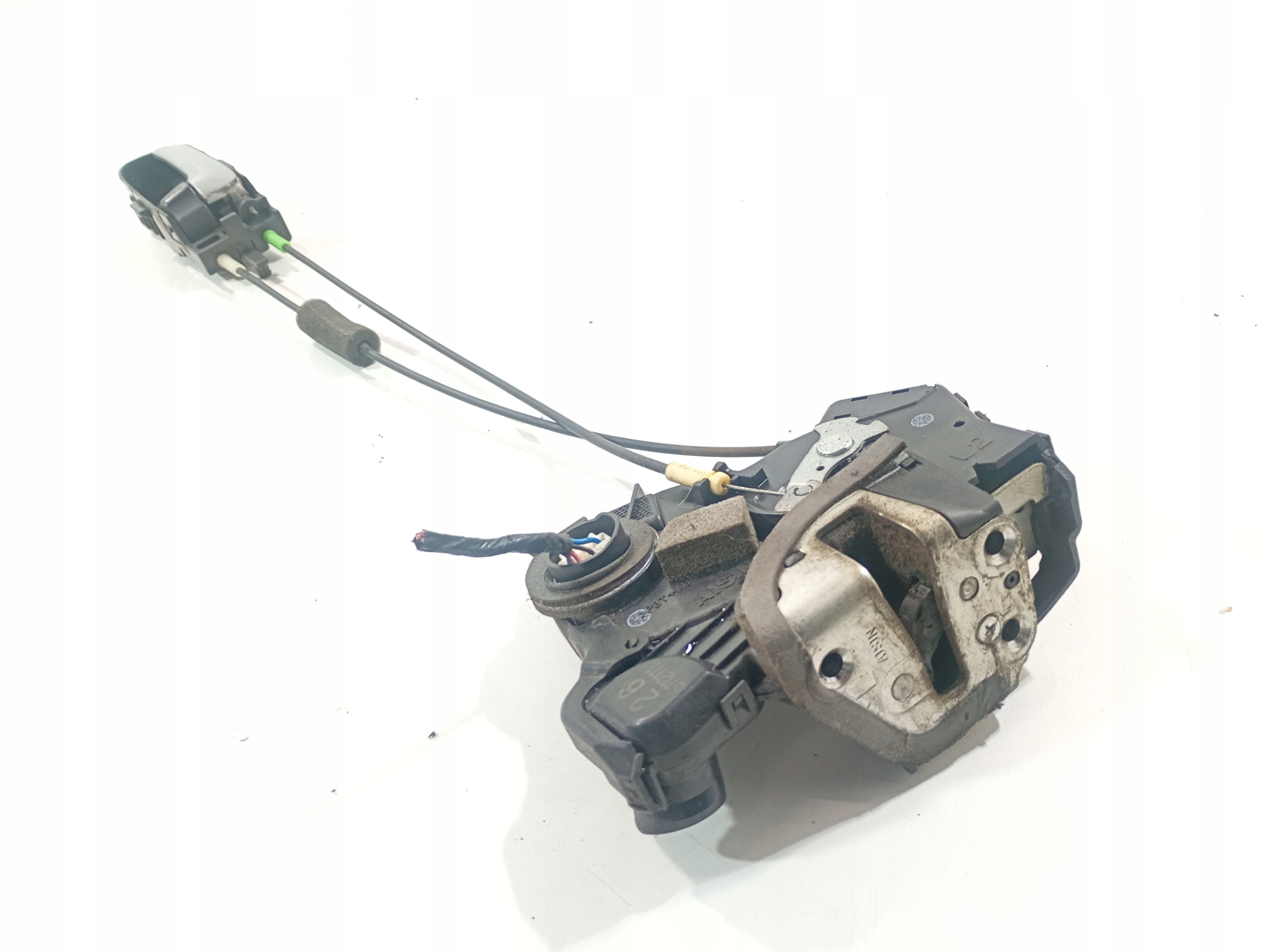 lock door left front OE 5112111 Suzuki Grand Vitara II 05-15