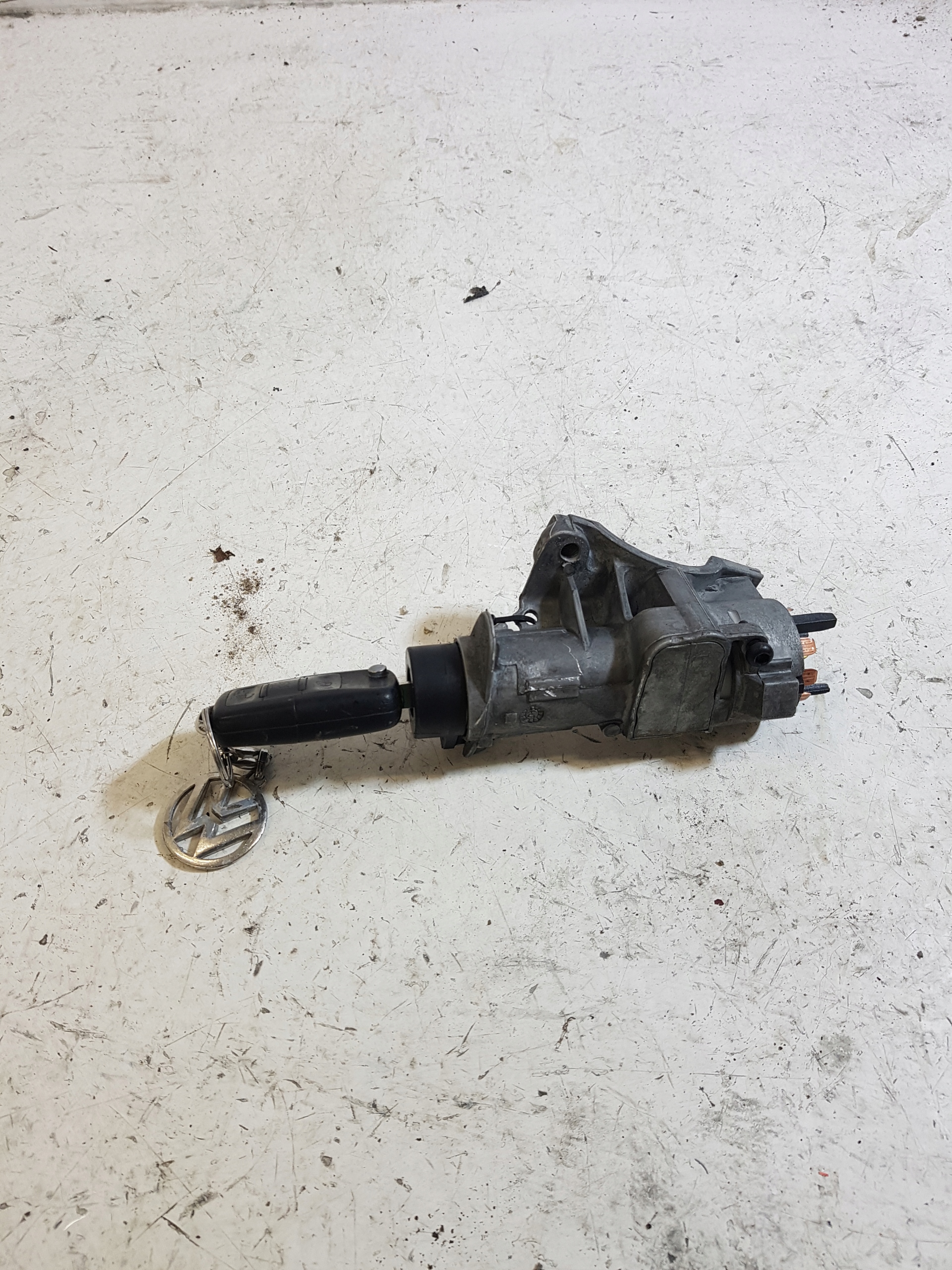 ignition Z KLUCZYKIEM VOLKSWAGEN PASSAT B5 FL