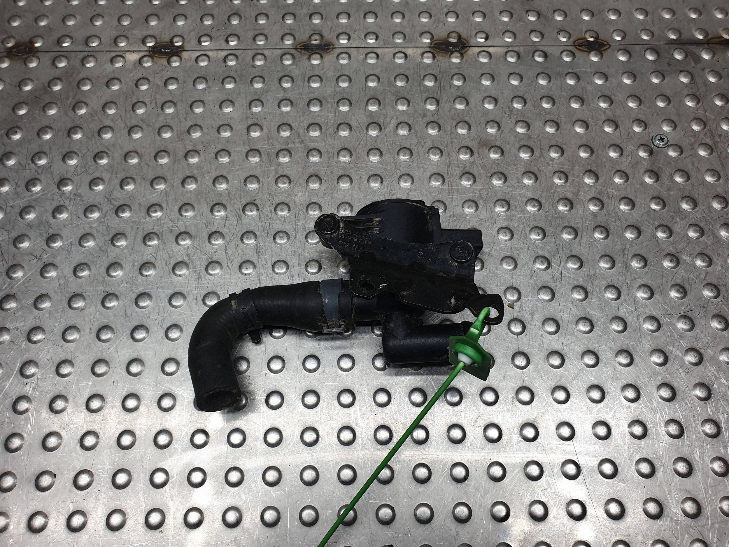 dodatna pumpa vode 5Q0122096K VW GOLF VII AUDI A3 8V LEON III