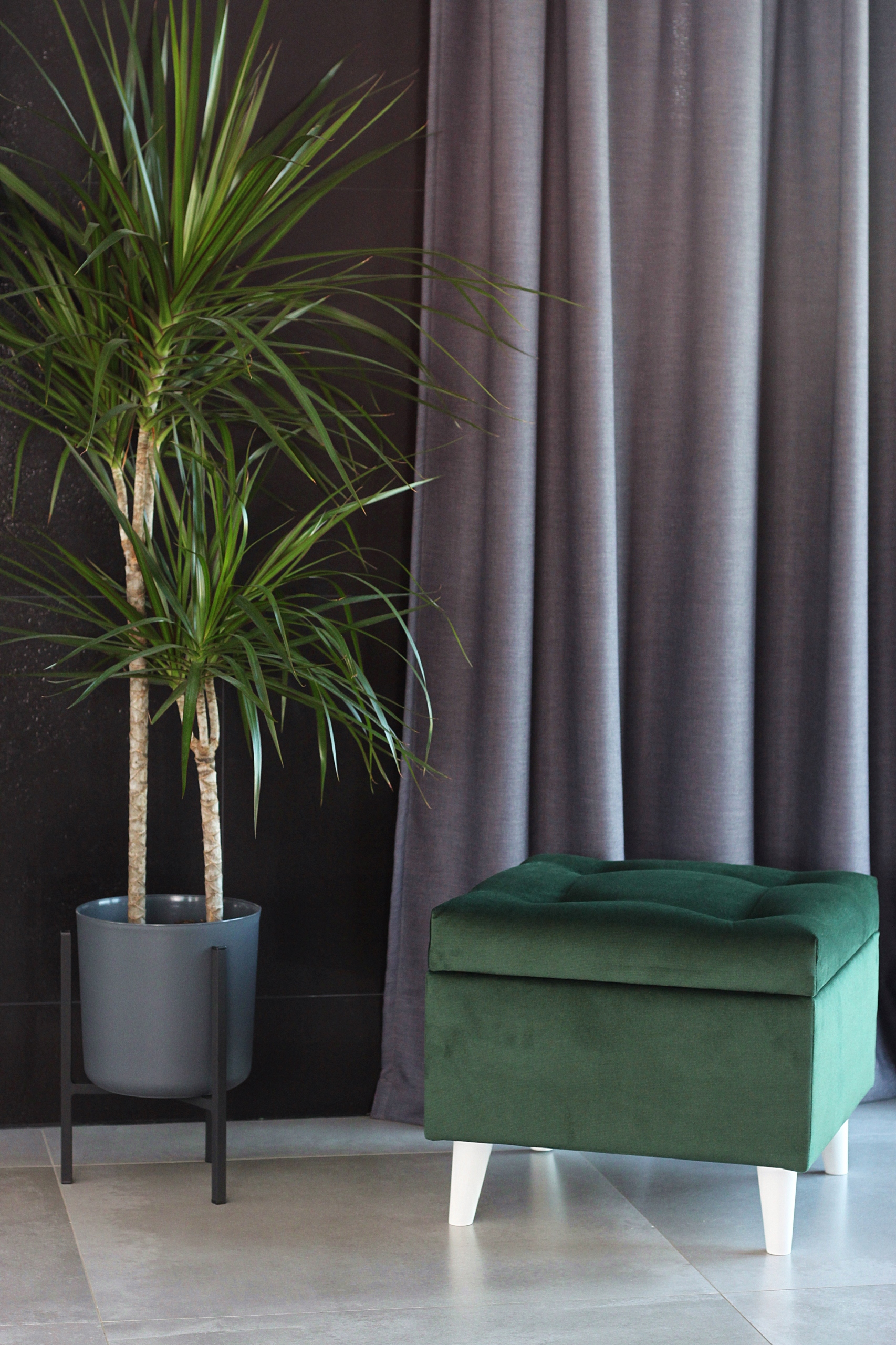 PUFA kwadrat otwierana podnóżek 50x50 WELUR+kolory Marka Eleganzaa