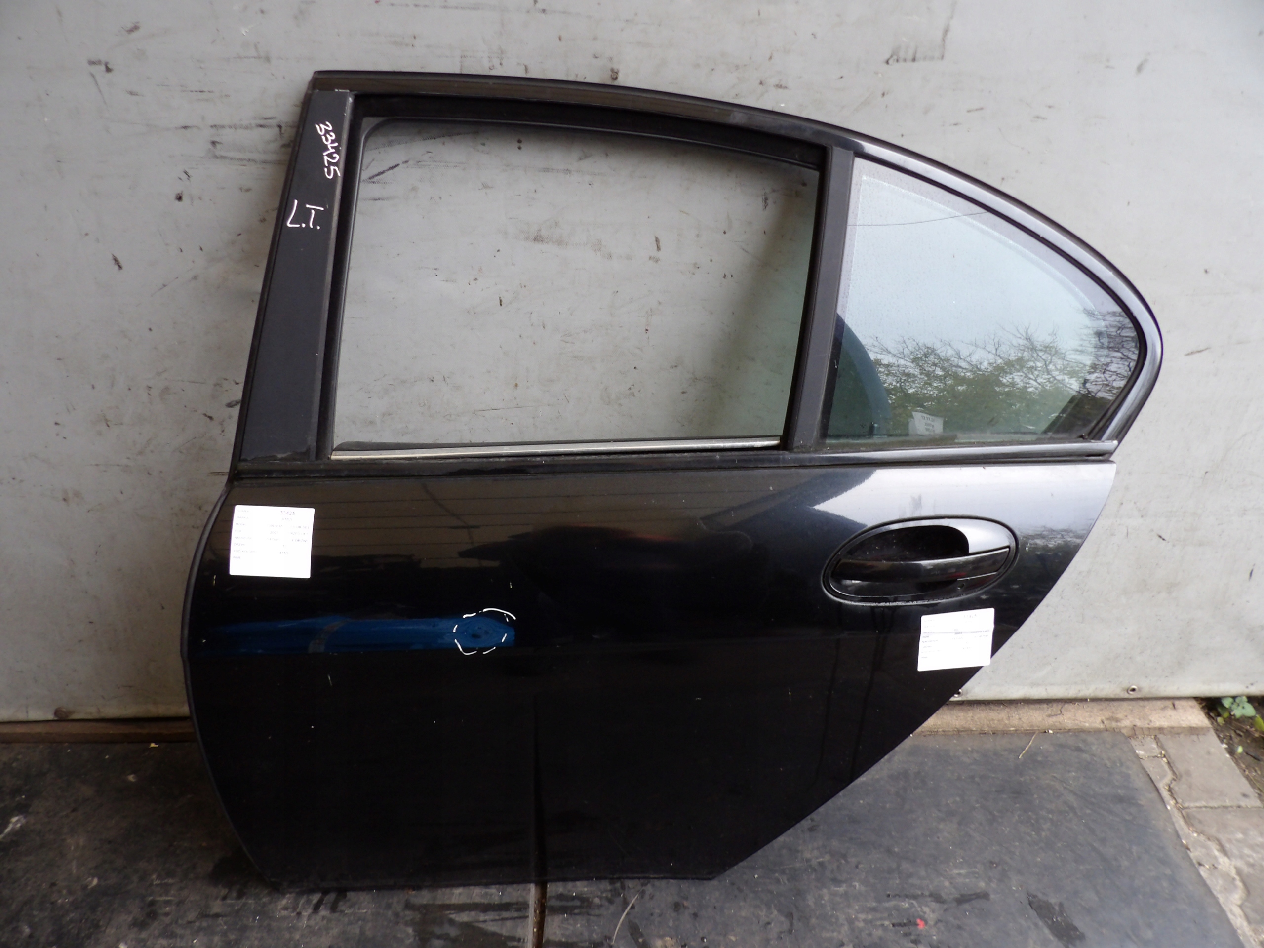 BMW E65 door rear. left sedan lak. 475/9