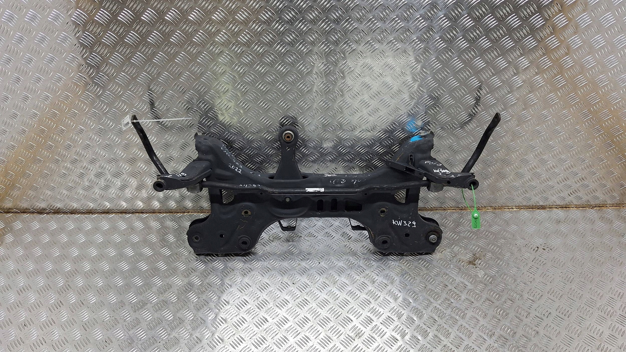 axle beam subframe axle beam front 2Q0199315A VW POLO VI 2G LIFT