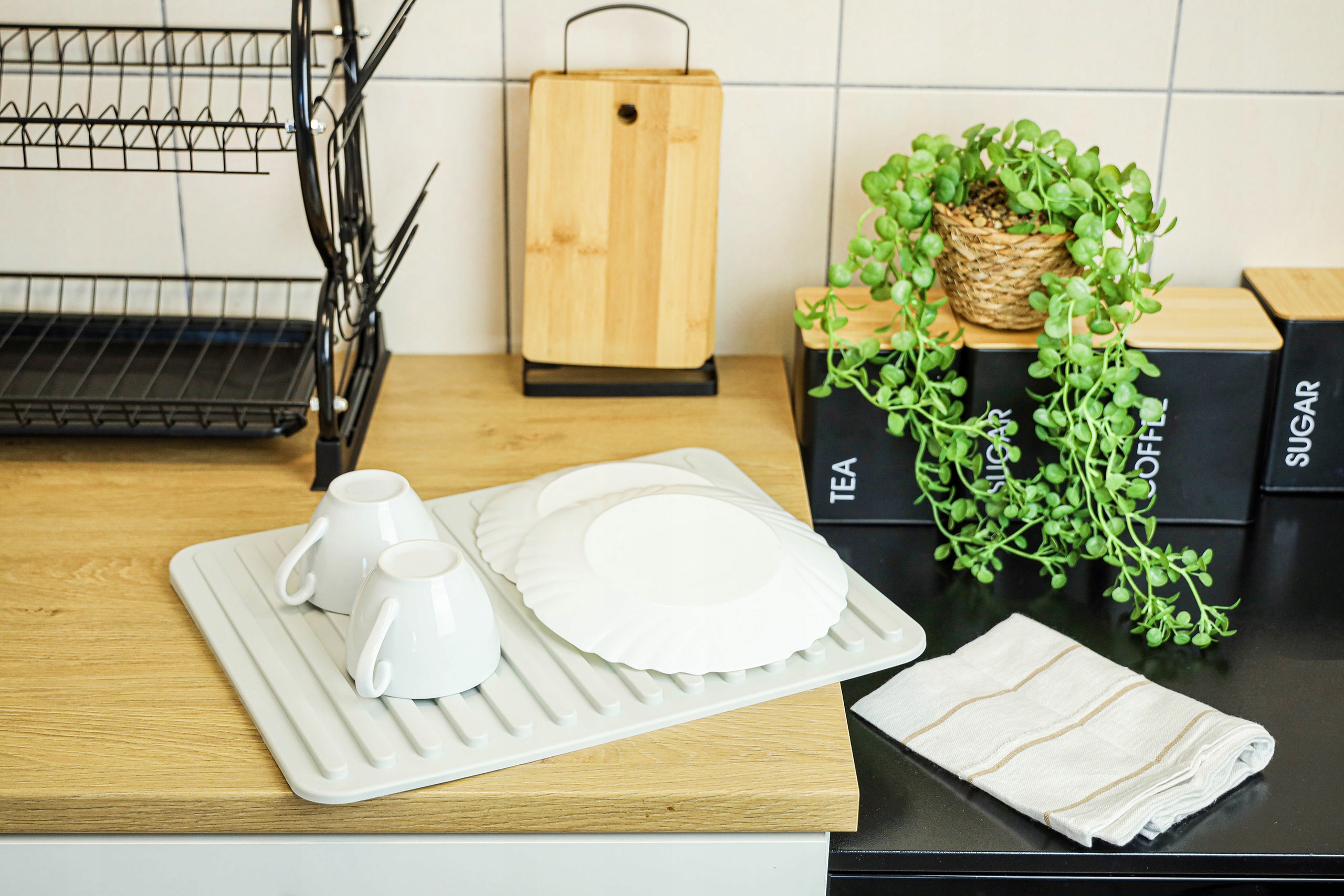 MATA DO SUSZENIA NACZYŃ ociekacz podkładka poddymionybiały 40x30 cm Rodzaj mata