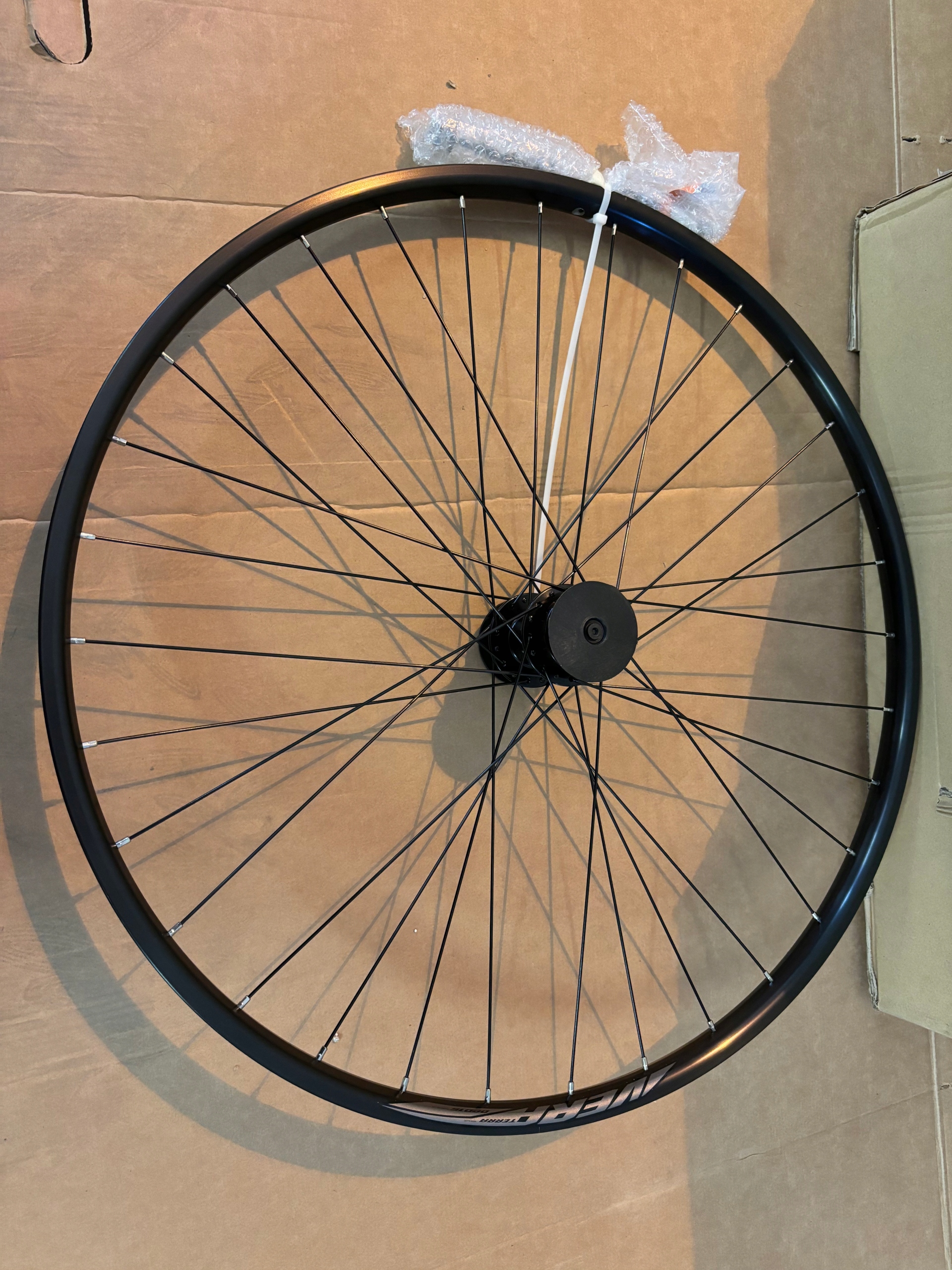 Koło rowerowe przednie przód * Vera Terra DPD16 29" * Disc 6-śrub Mtb