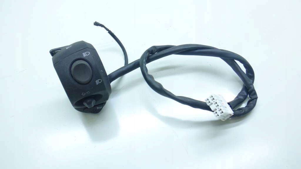 PRZEŁĄCZNIK ZESPOLONY LEWY GILERA GP 800