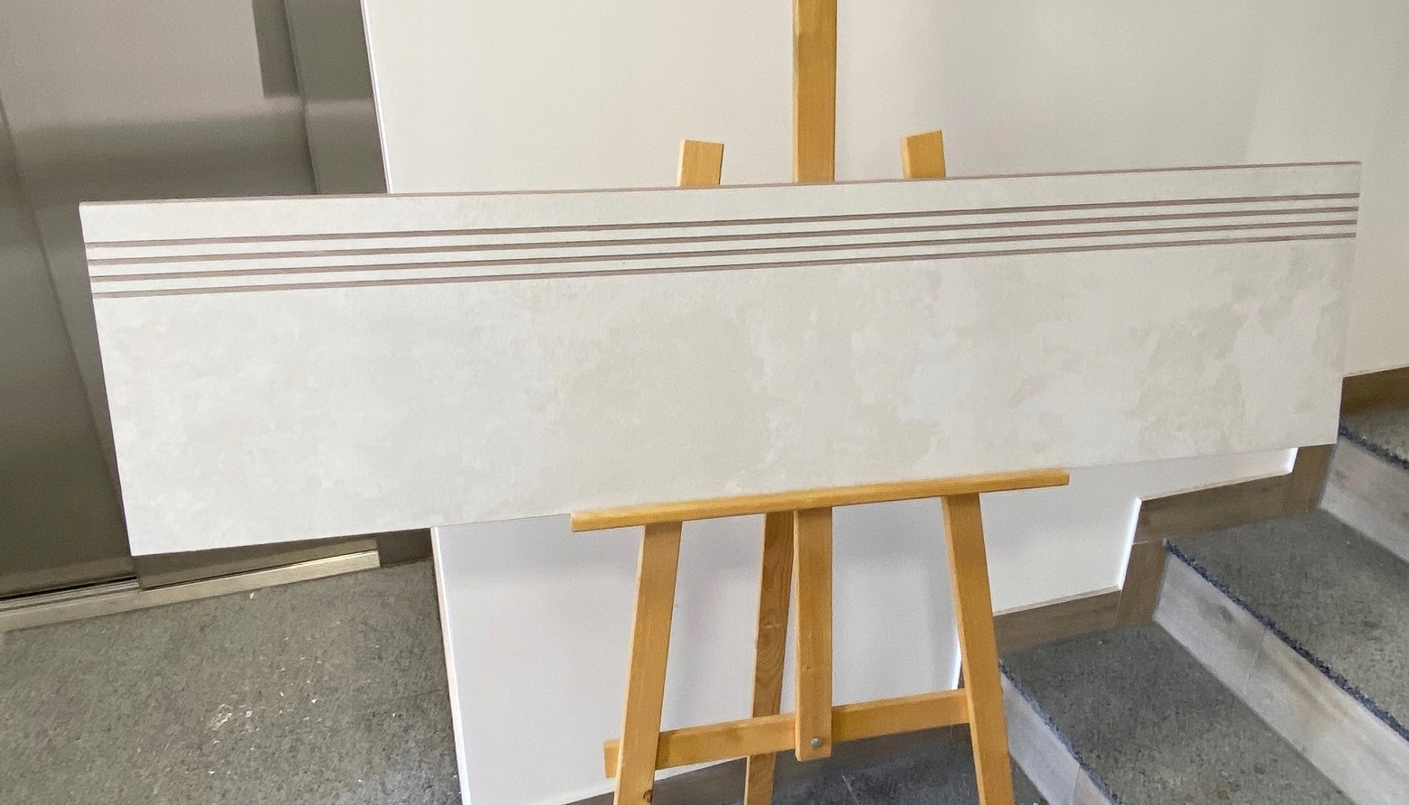 Gres stopnica schody light grey lappato 30x120