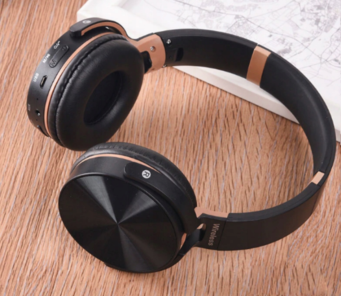 SŁUCHAWKI BEZPRZEWODOWE 950BT BLUETOOTH MIKROFON Model 950BT