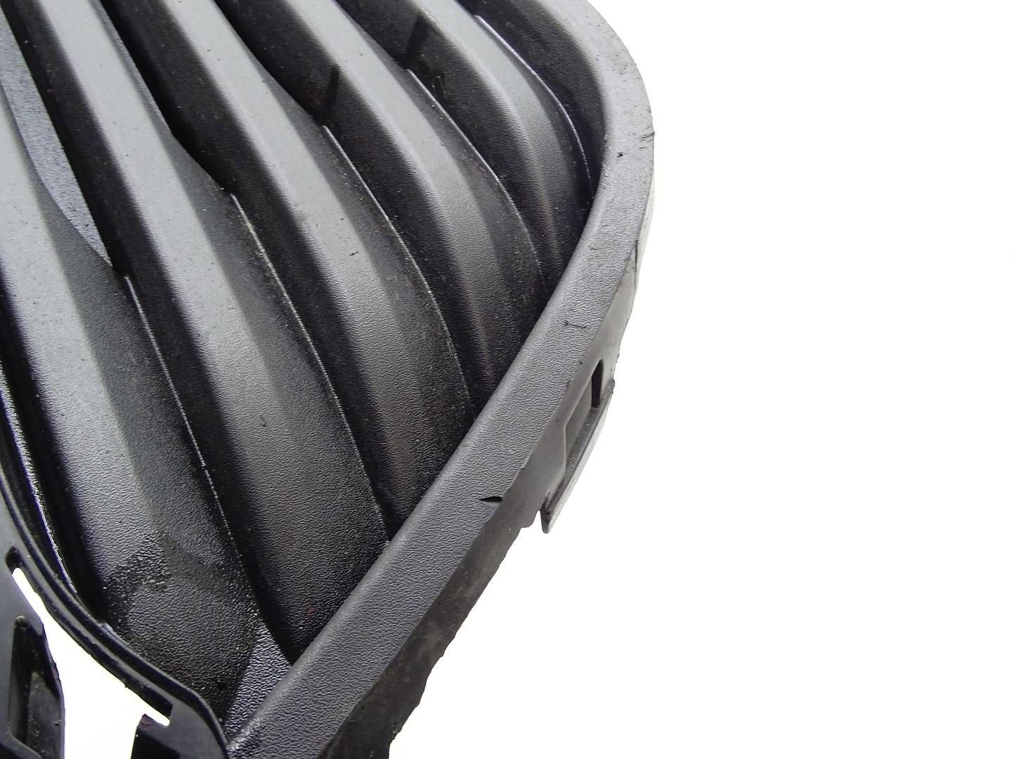 grid of a bumper right front OPEL ASTRA V K OPC 39094825
