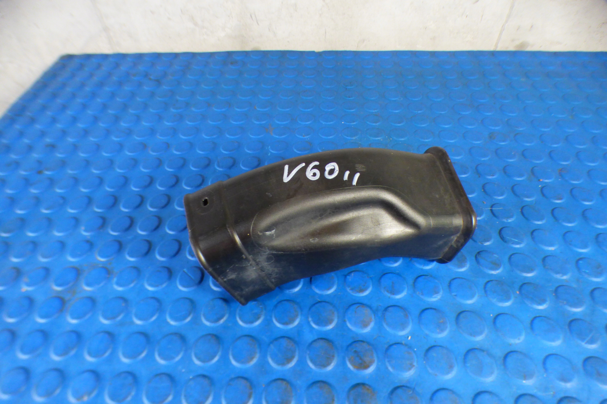 pipe intake air 31474810 VOLVO S60 V60 II III