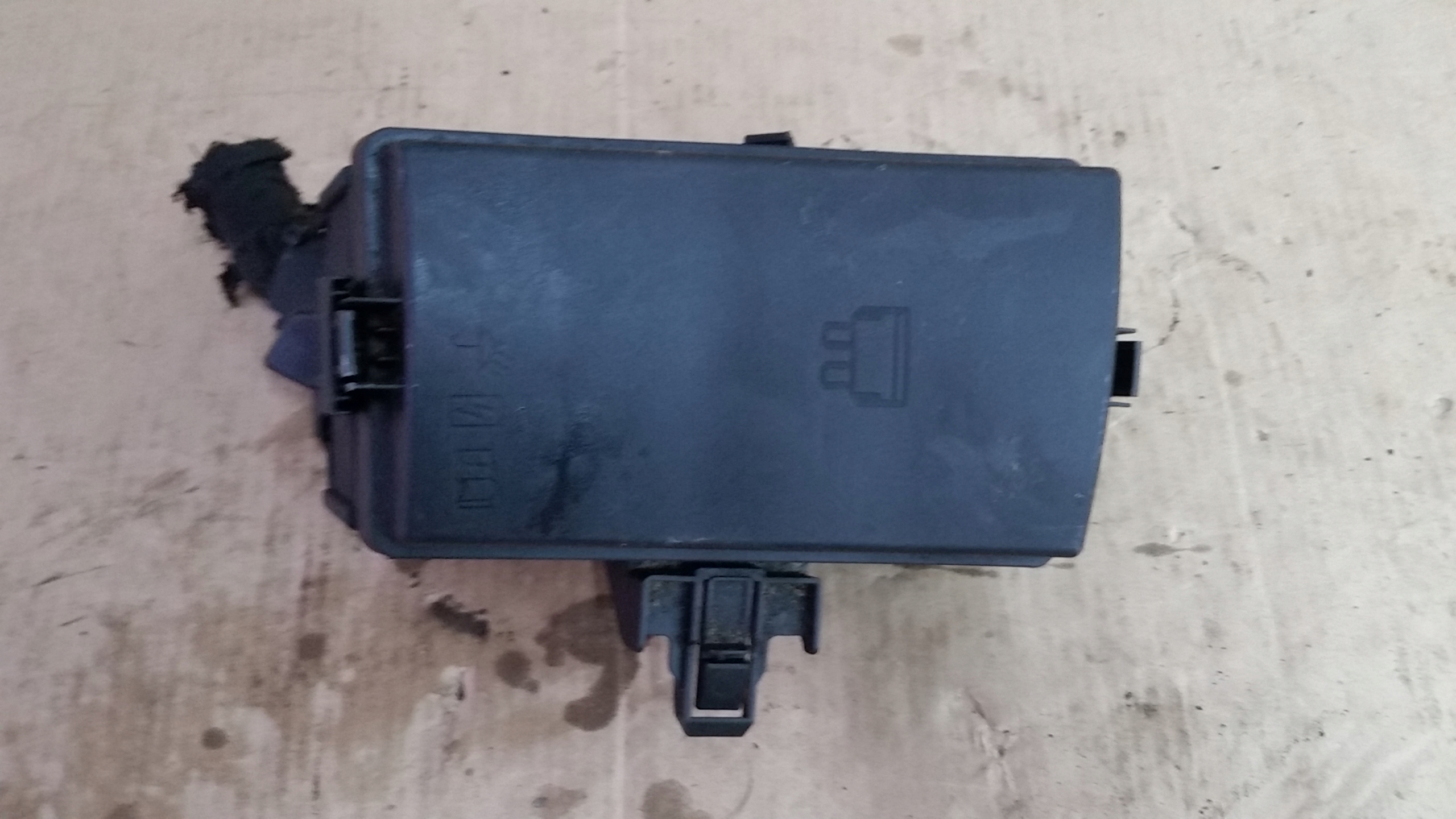 VW SKODA КОРОБКА BEZPIECZNIKOWq0937125b