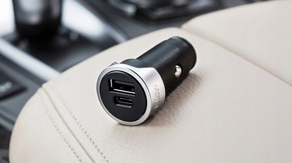 OE BMW Ładowarka do zapalniczki Dual USB typ A i C Producent BMW oe