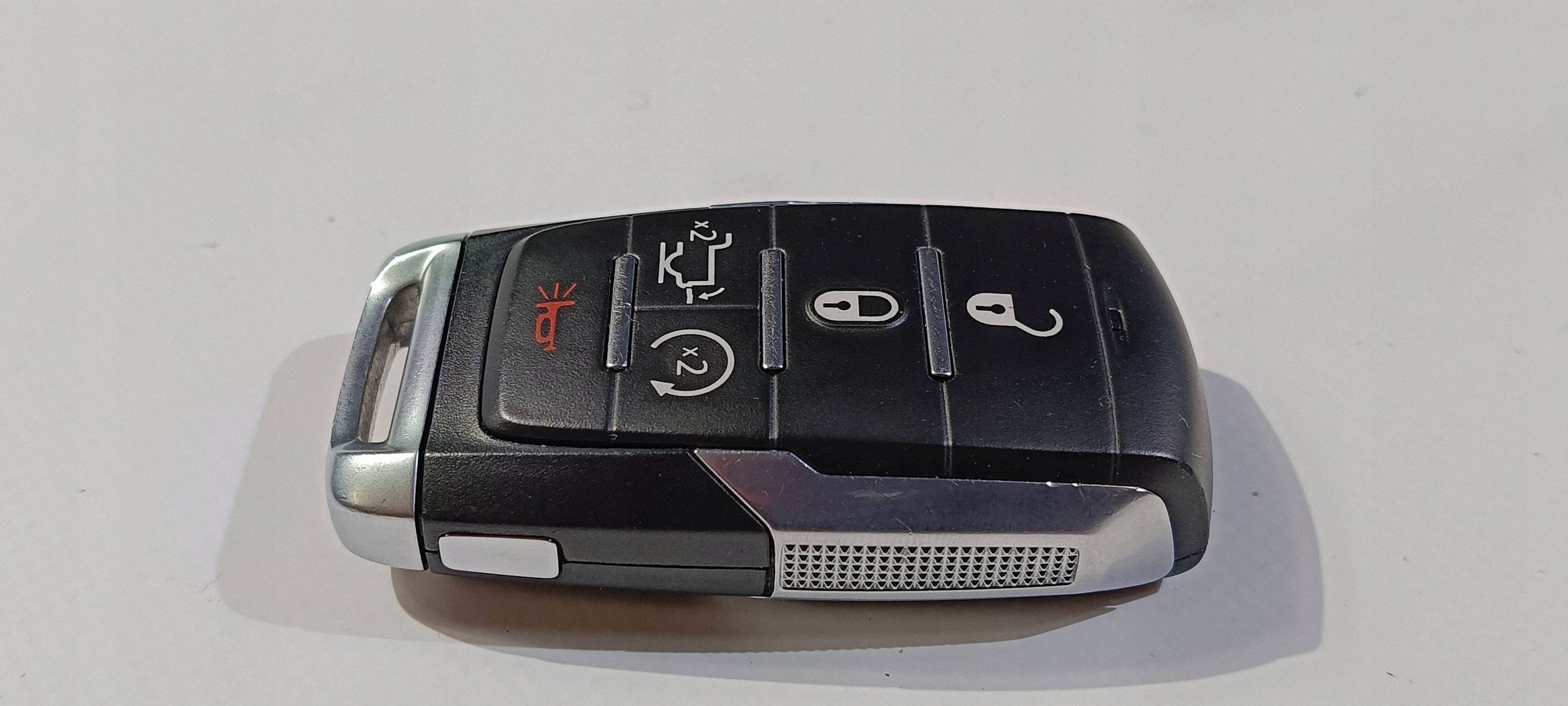 key pilot zdalne odpalanie electrical trunk door burta Dodge Ram V 2019