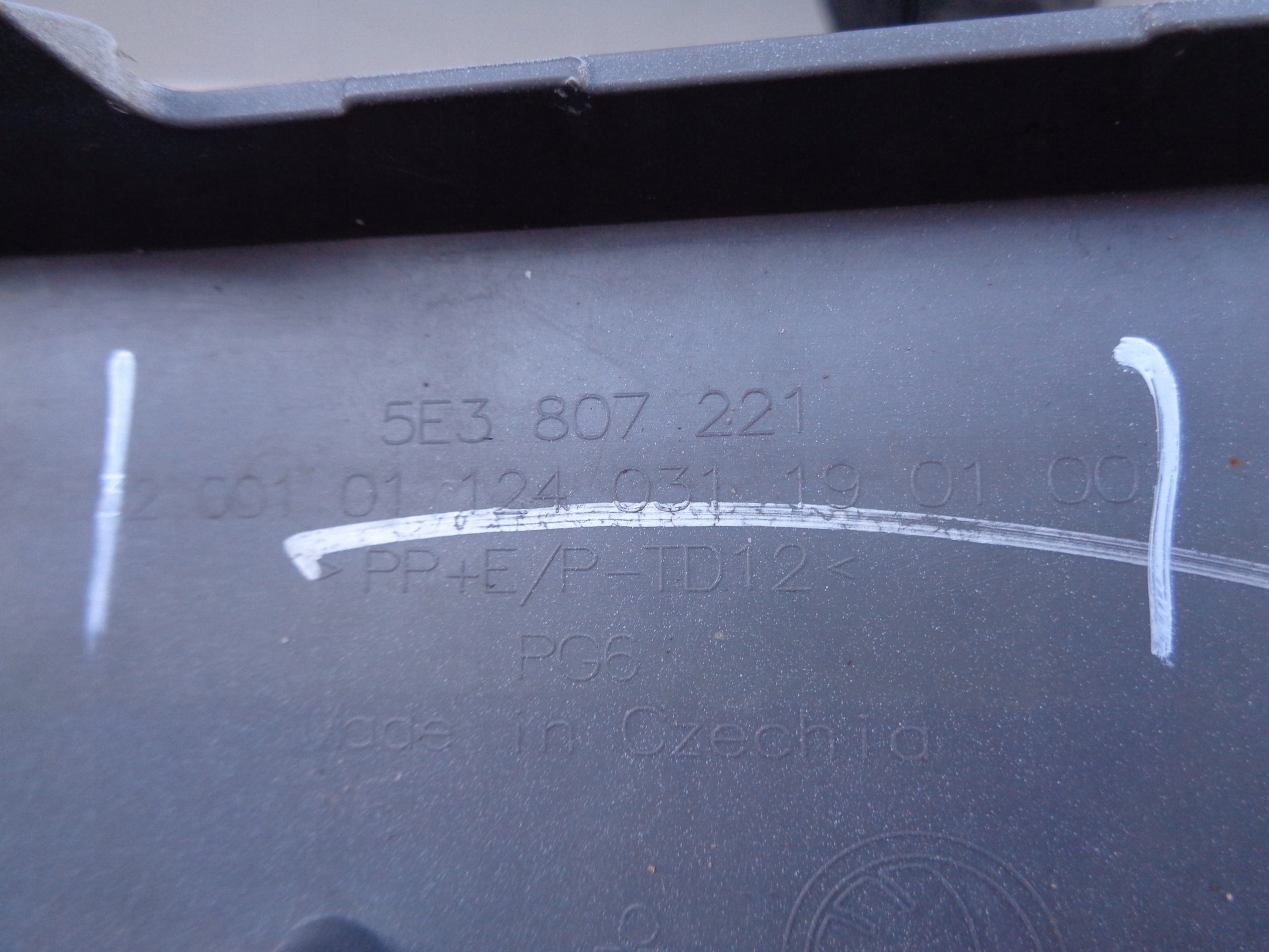 front bumper SKODA OCTAVIA IV 4 5E3 20- NR 51686
