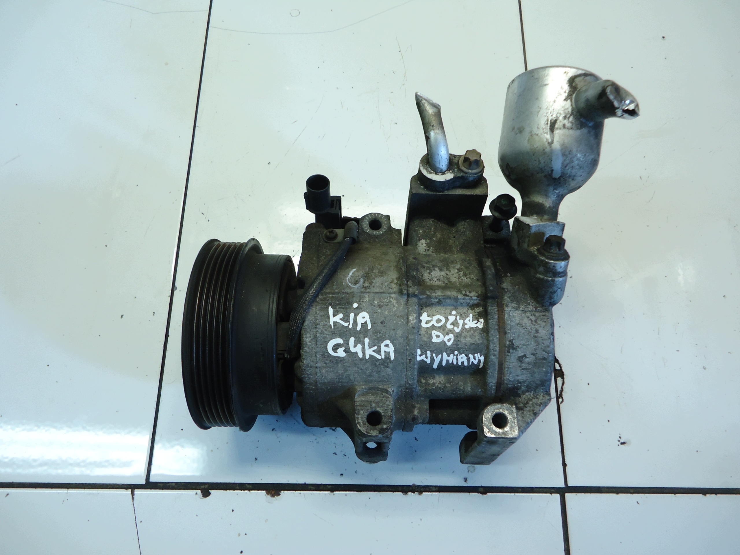 KIA CARENS III 2.0 16V G4KA klimakompressor 97701-1D200