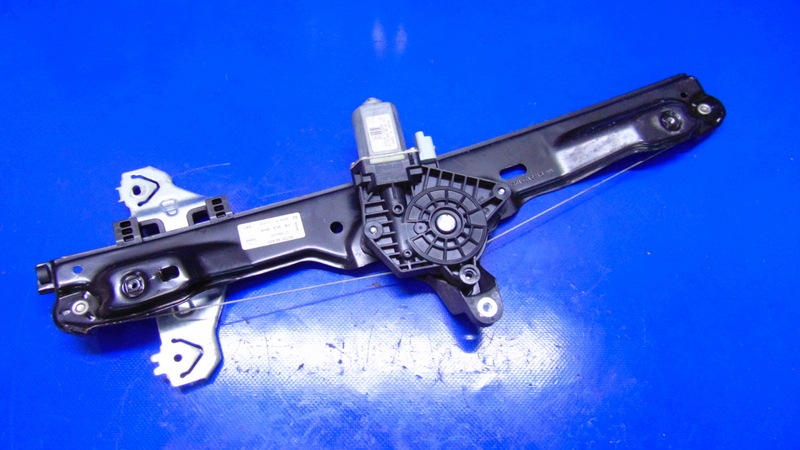 window regulator right front NISSAN QASHQAI II J11 13-21R