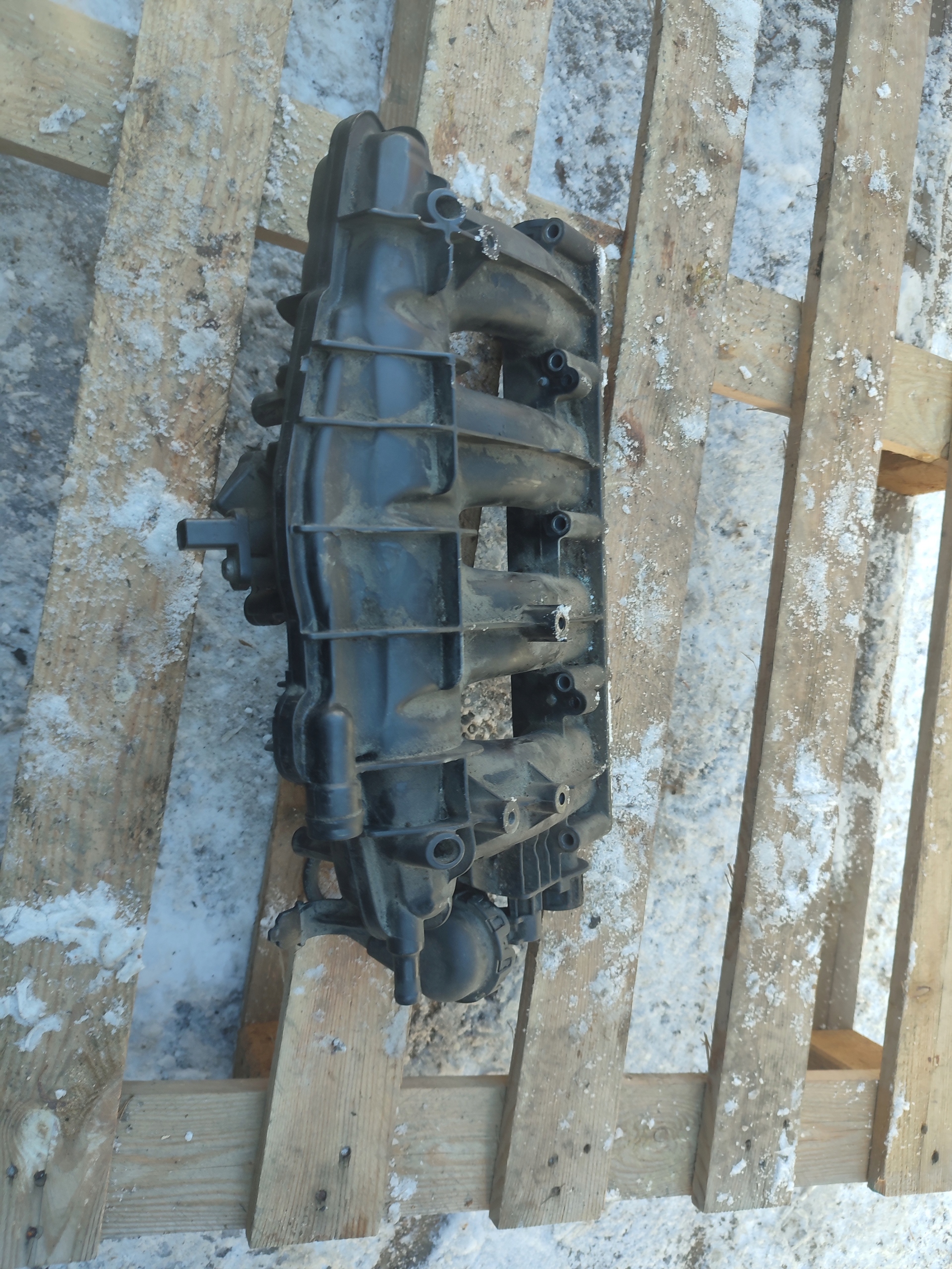 intake manifold AUDI A4 B8 2.0 TFSI CDN 06H133185AE