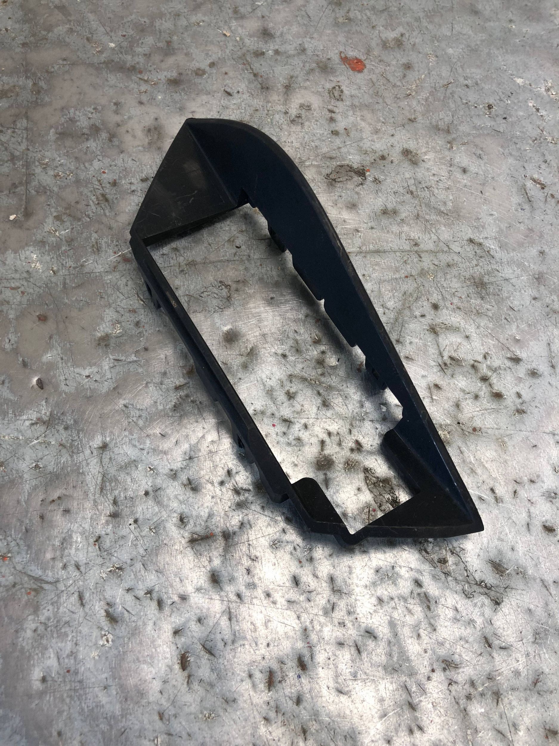console holder RADARU left front BMW iX 9477627