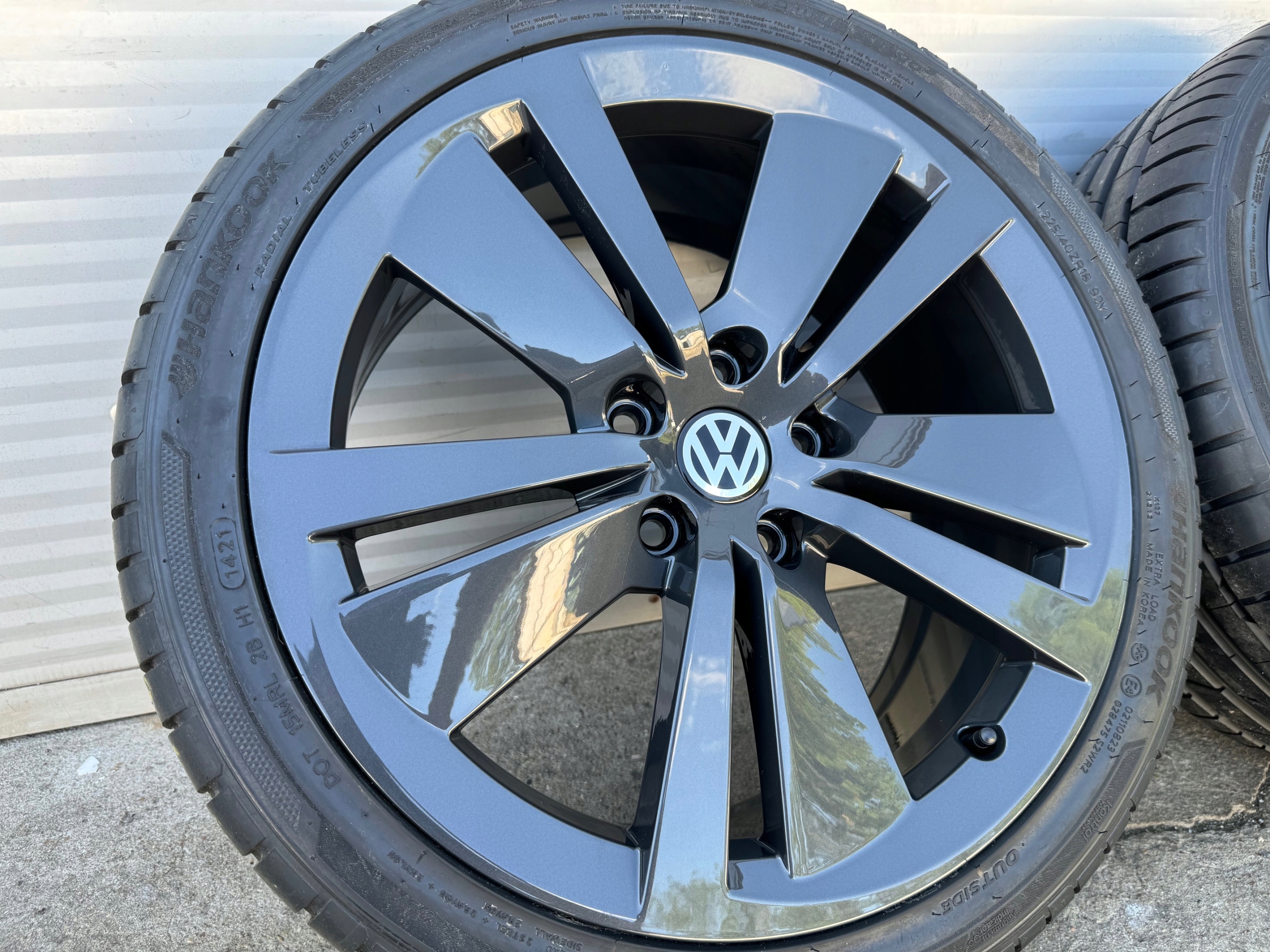 OEM KOŁA VW GOLF TOURAN EOS JETTA T-ROC EOS 225/40/18 nowe !
