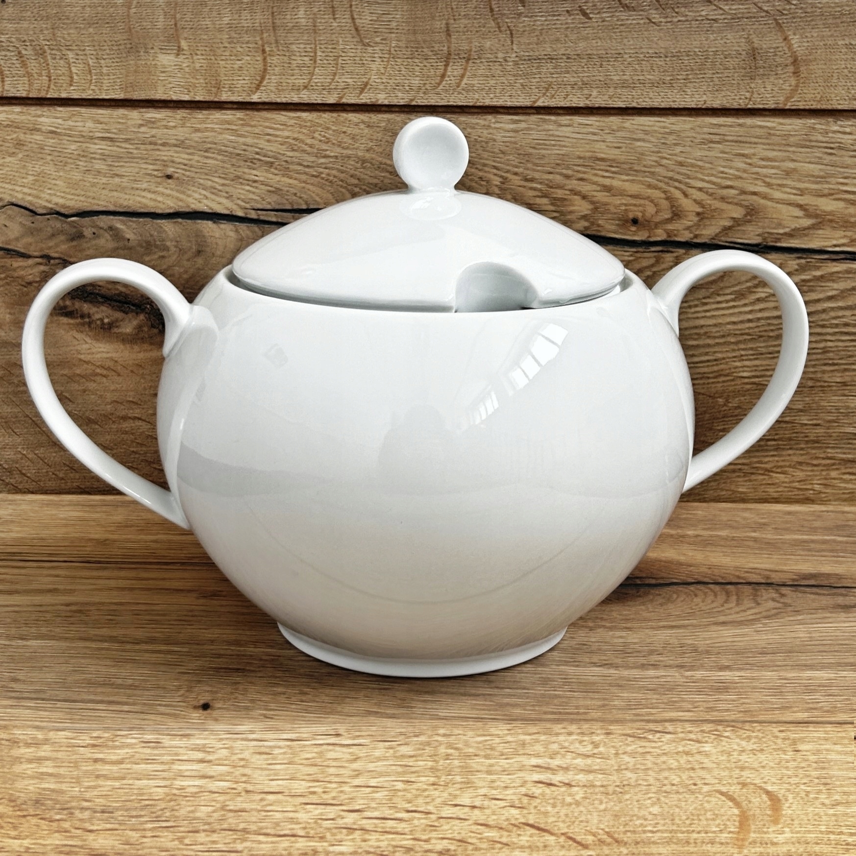 WAZA STOŁOWA Z POKRYWKĄ 2,7L PORCELANA VENUS BOSS LUBIANA ROSÓŁ BARSZCZ