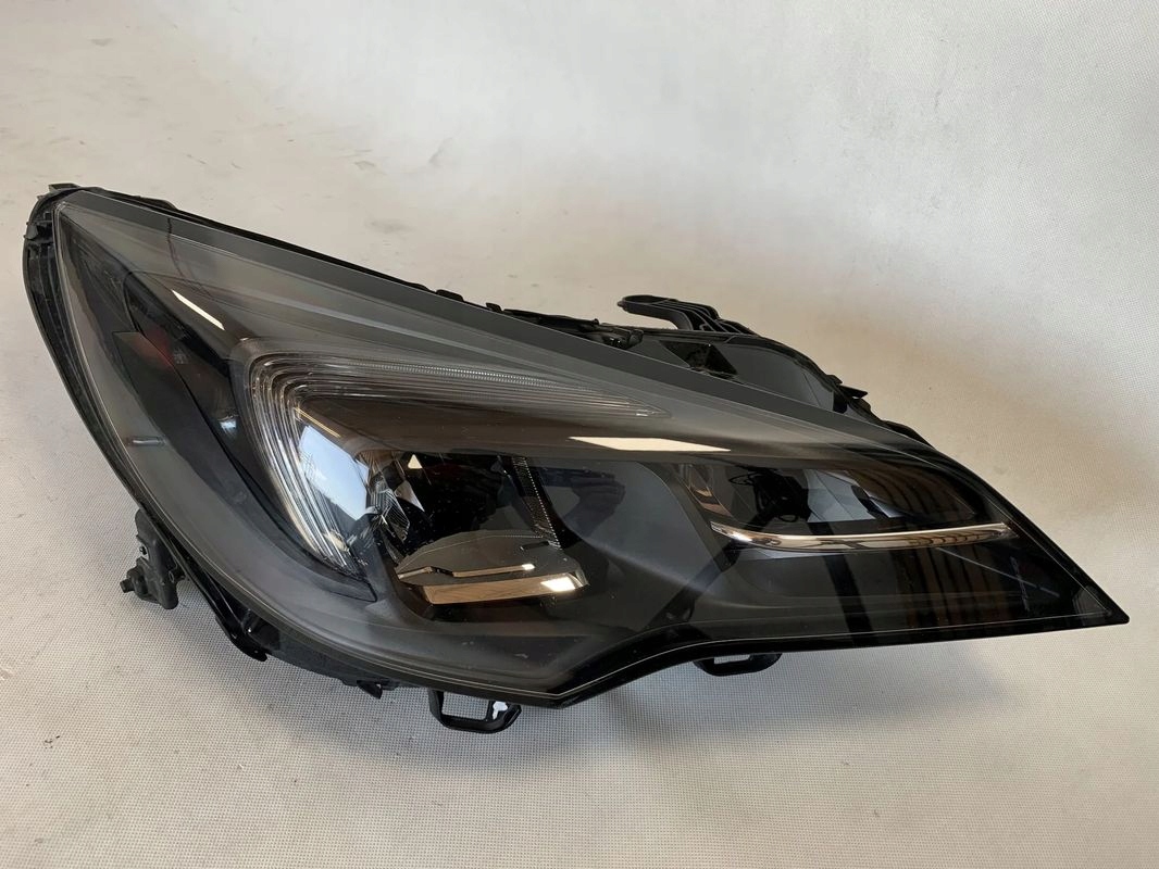 Opel Astra 5 V 19r FL Reflektor right light right 2019 Lift