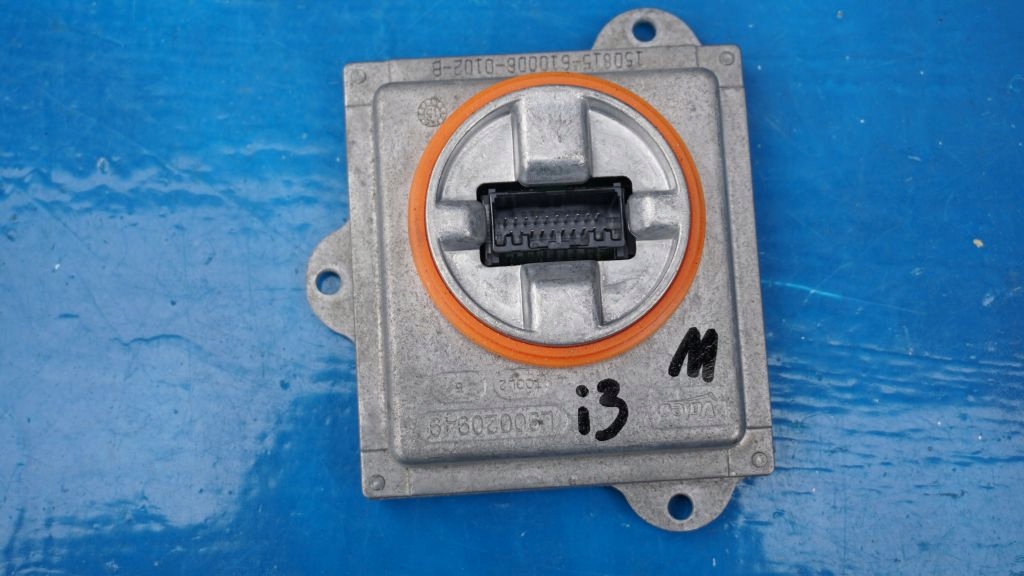 BMW i3 - control unit LED