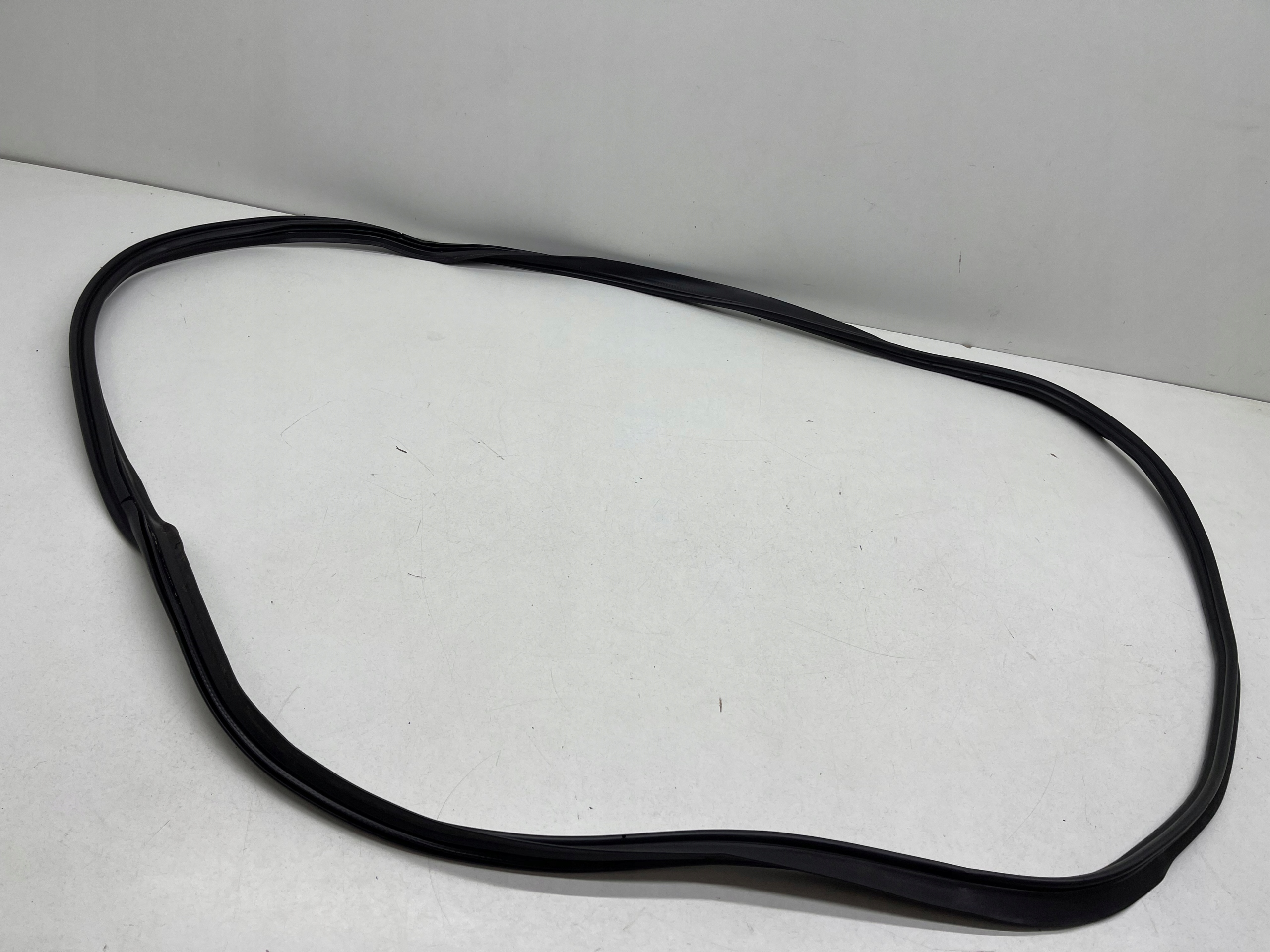 AUDI A6 C7 AVANT gasket pokrywy bonnet boot