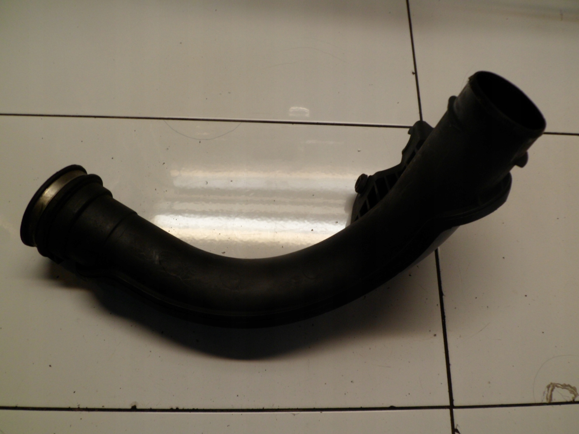 FORD FOCUS 1.6 ECOBOOST pipe air BG91-9C623-EB