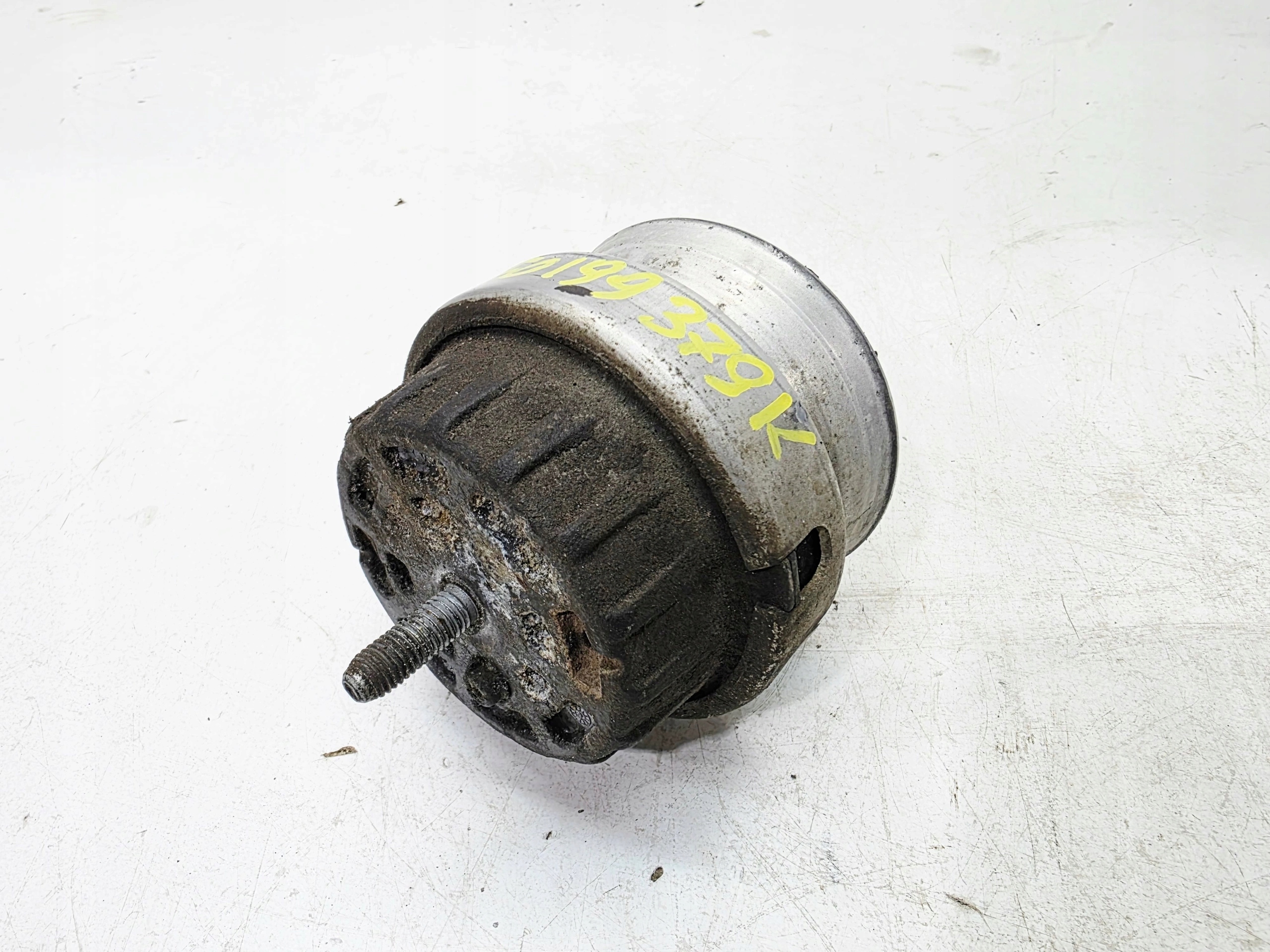 airbag engine mount left without of the sensor AUDI A6 C6 2.4 BDW 4F0199379K