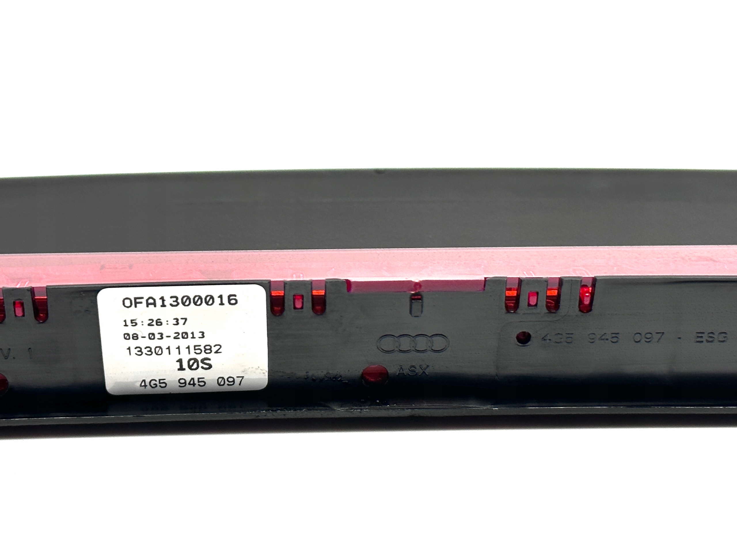 AUDI A6 S6 C7 sedan light STOP light TRZECI STOP 4G5945097