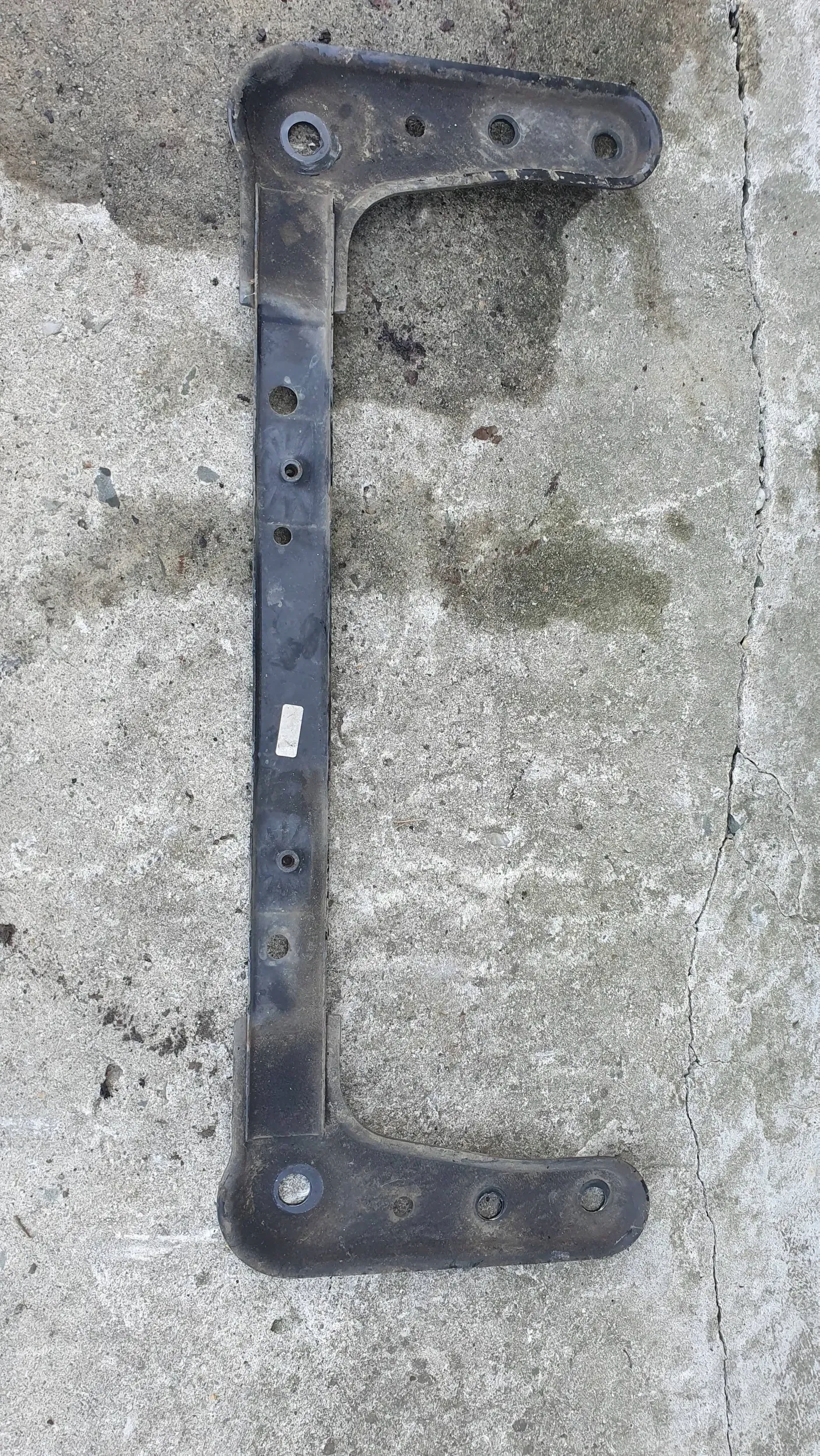 Renault Fluence sider lower pillar front