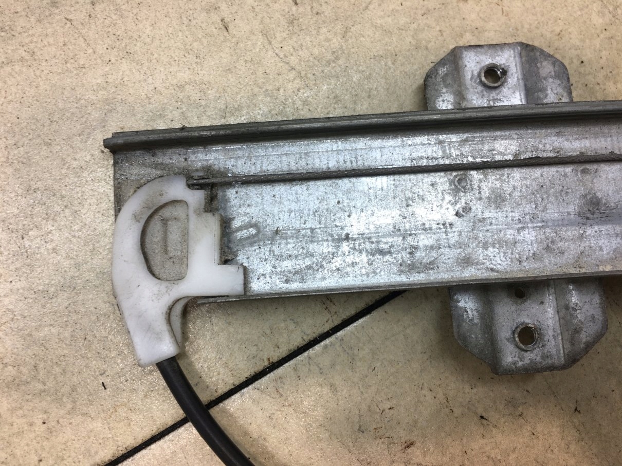 window regulator right front CIVIC VII 3D HB 2 PIN
