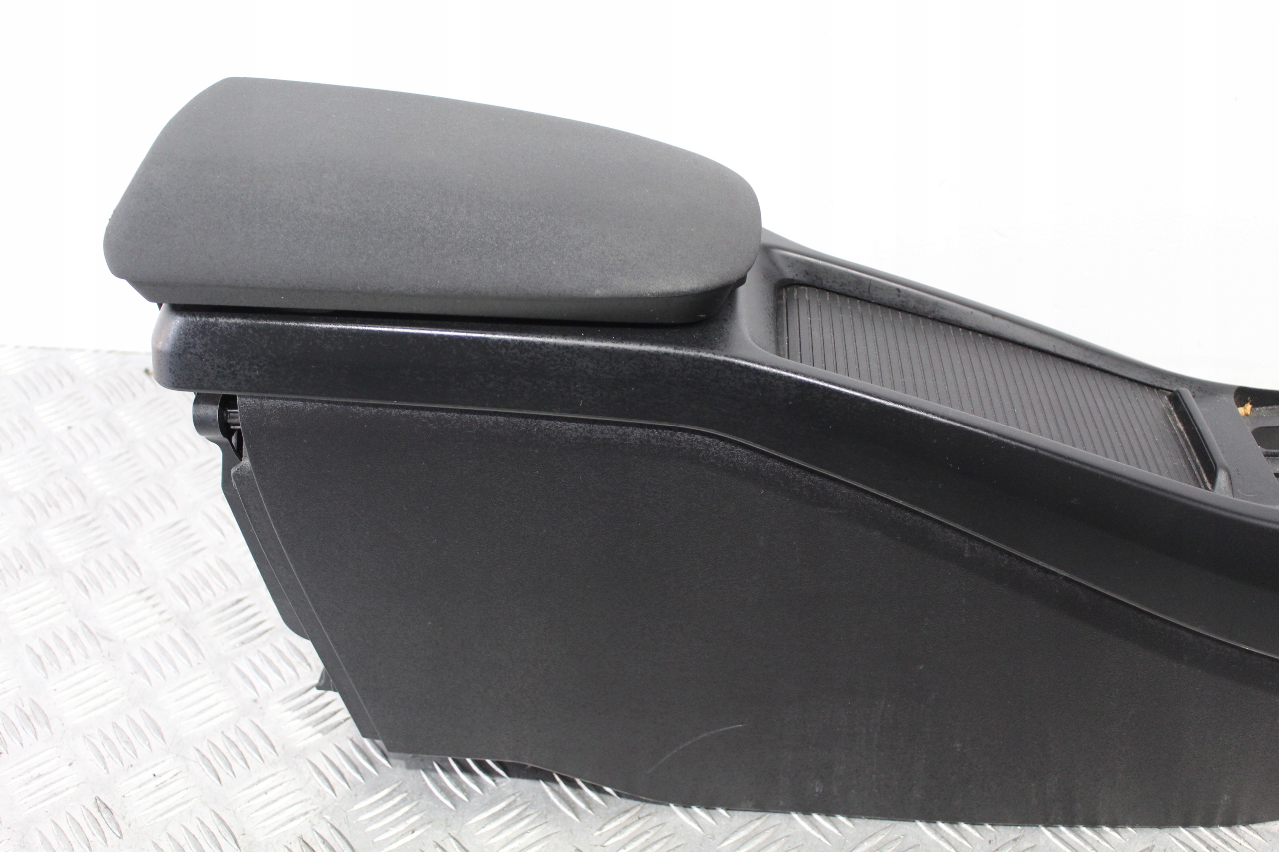 TUNEL central armrest VOLVO V40 CROSSCOUNTRY