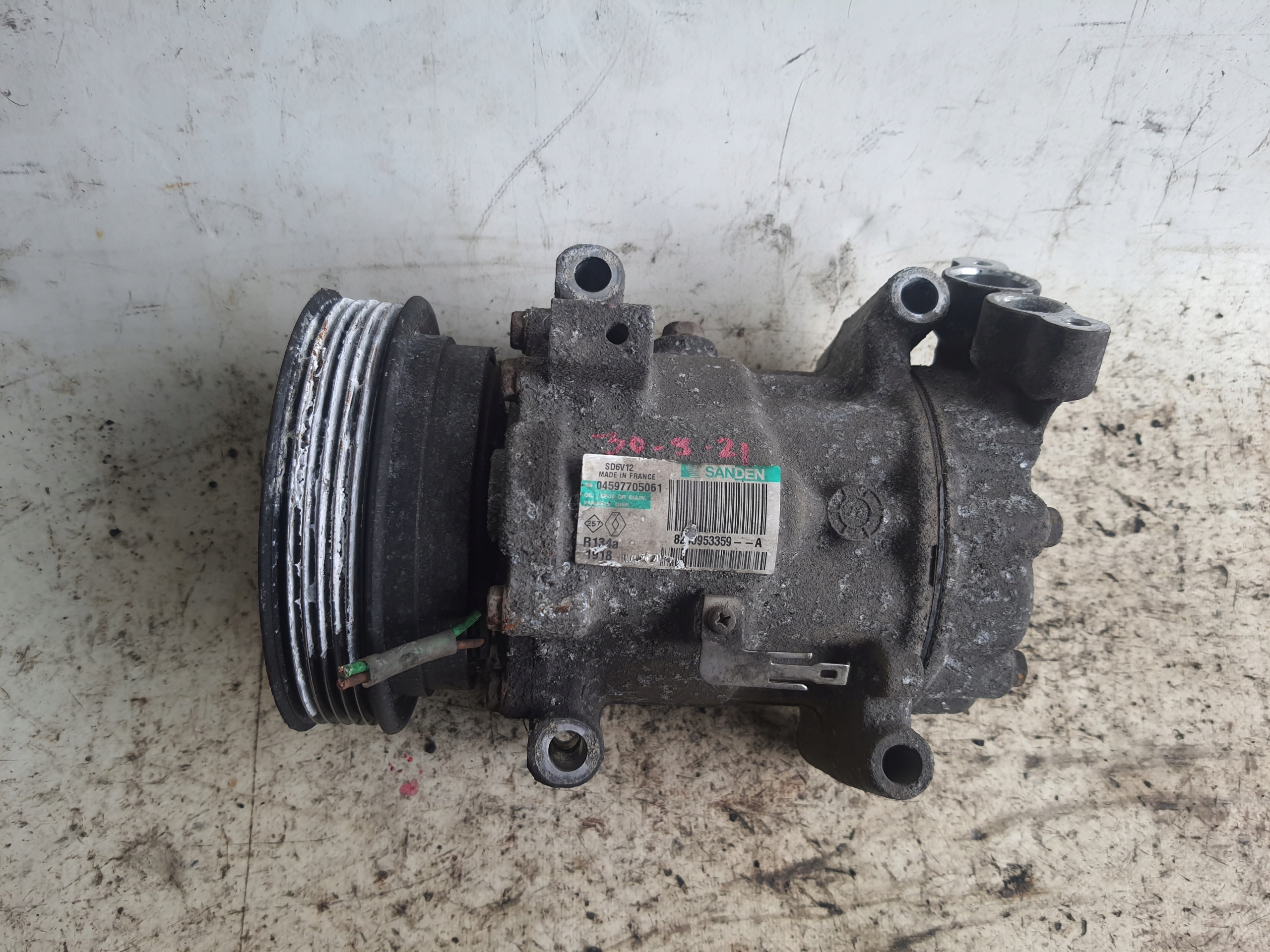 RENAULT kompresor AC 8200953359