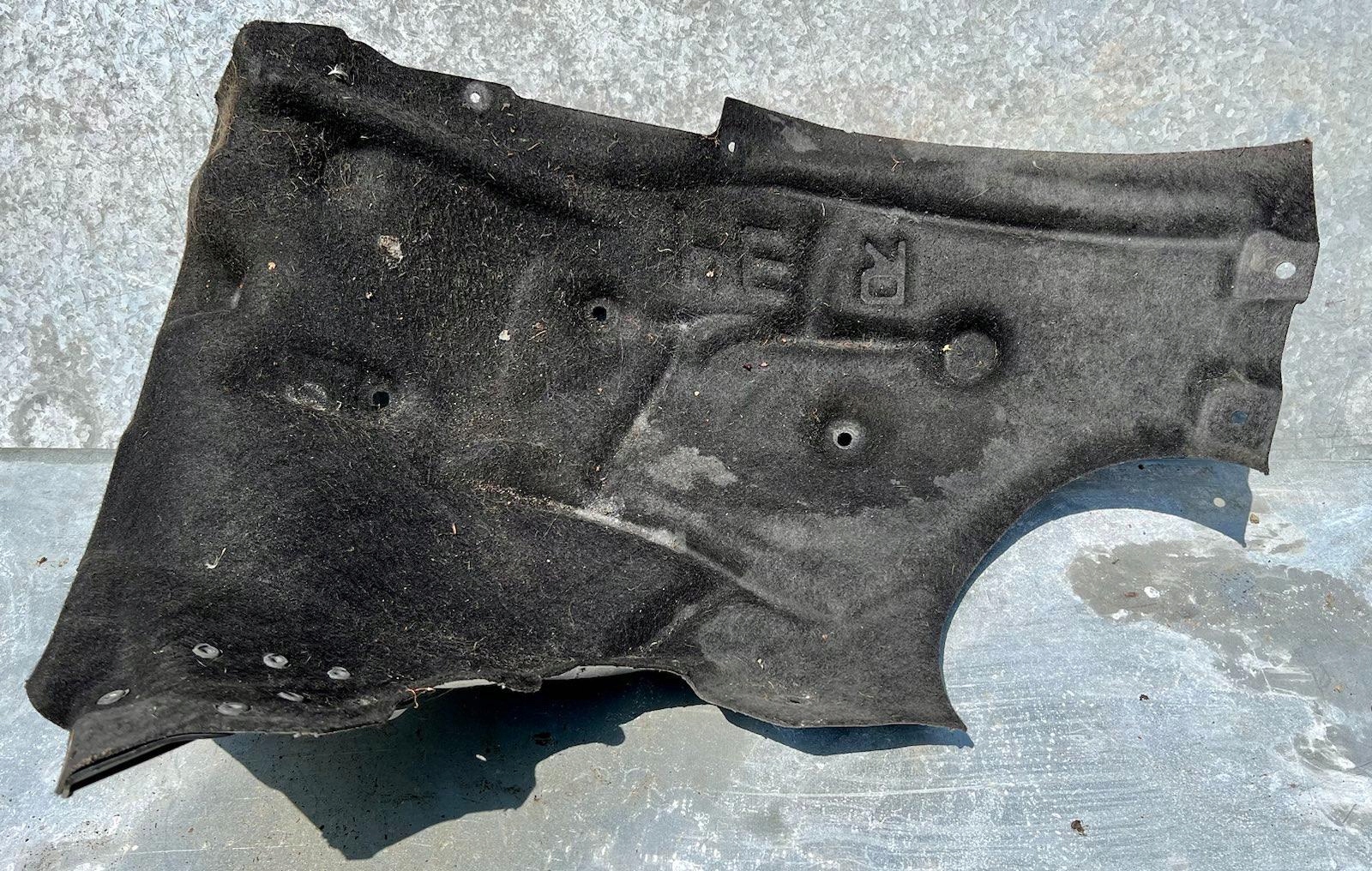 ЗАЩИТА НИШИ ПОДКРИЛЬНИК СПЕРЕДИ ПРАВЕ BMW 3 GT F34