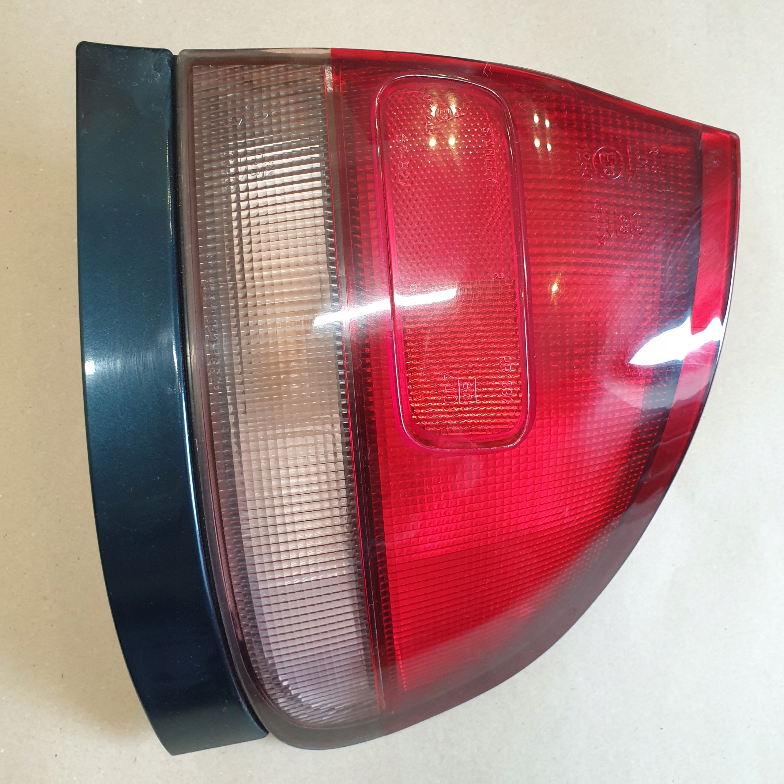light right rear MAZDA 626 IV LB OE EU complete